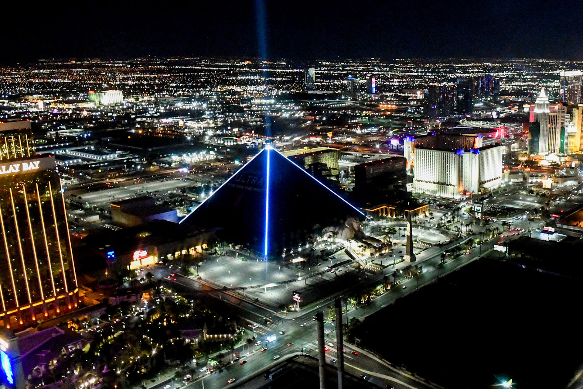 Las Vegas bei Nacht; Formel 1 GP USA Las Vegas. Samstag 18.11.2023