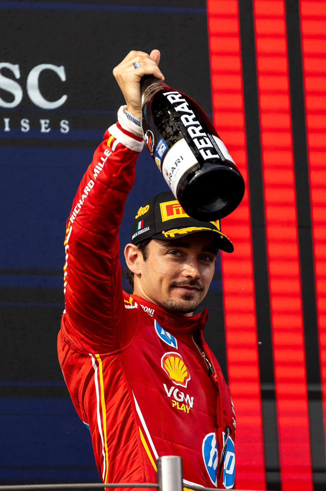 Charles Leclerc #16, Scuderia Ferrari auf dem Podium.; F1 GP Imola / Italien Sonntag, 19.05.2024