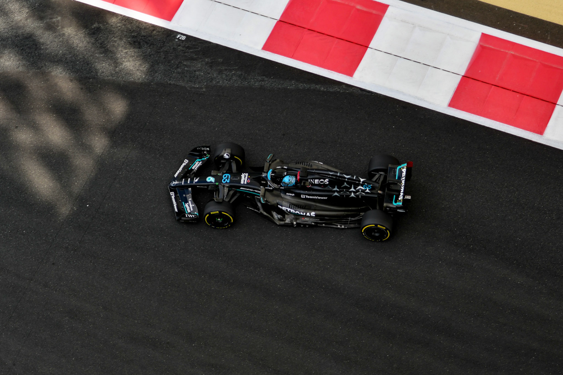 George Russell (GBR) Mercedes AMG F1 Team; Formel 1 GP Abu Dhabi. Freitag 24.11.2023