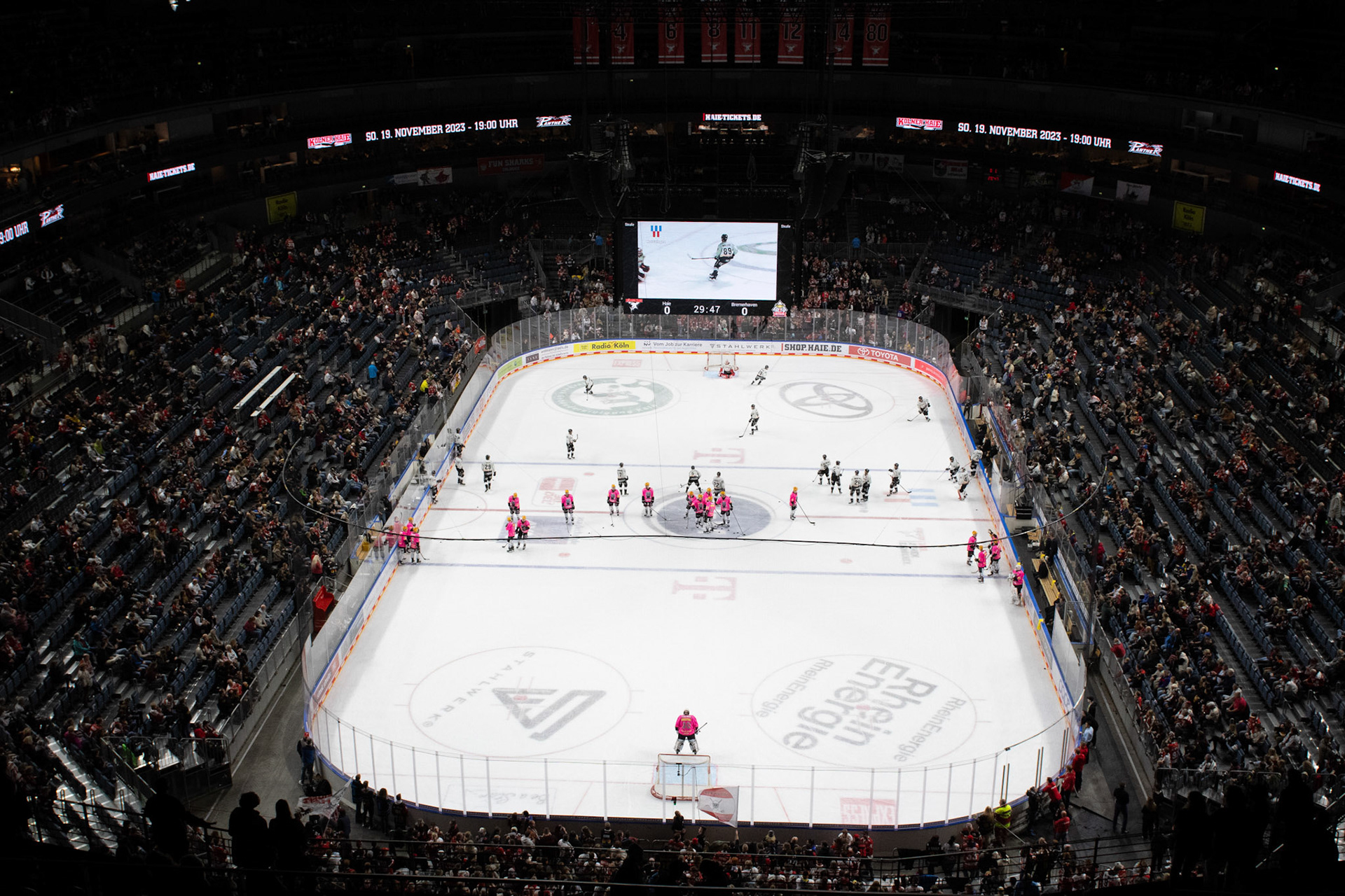 Koelner Haie; DEL Kölner Haie - Bremerhaven Fischtown Pinguins, 01.11.2023