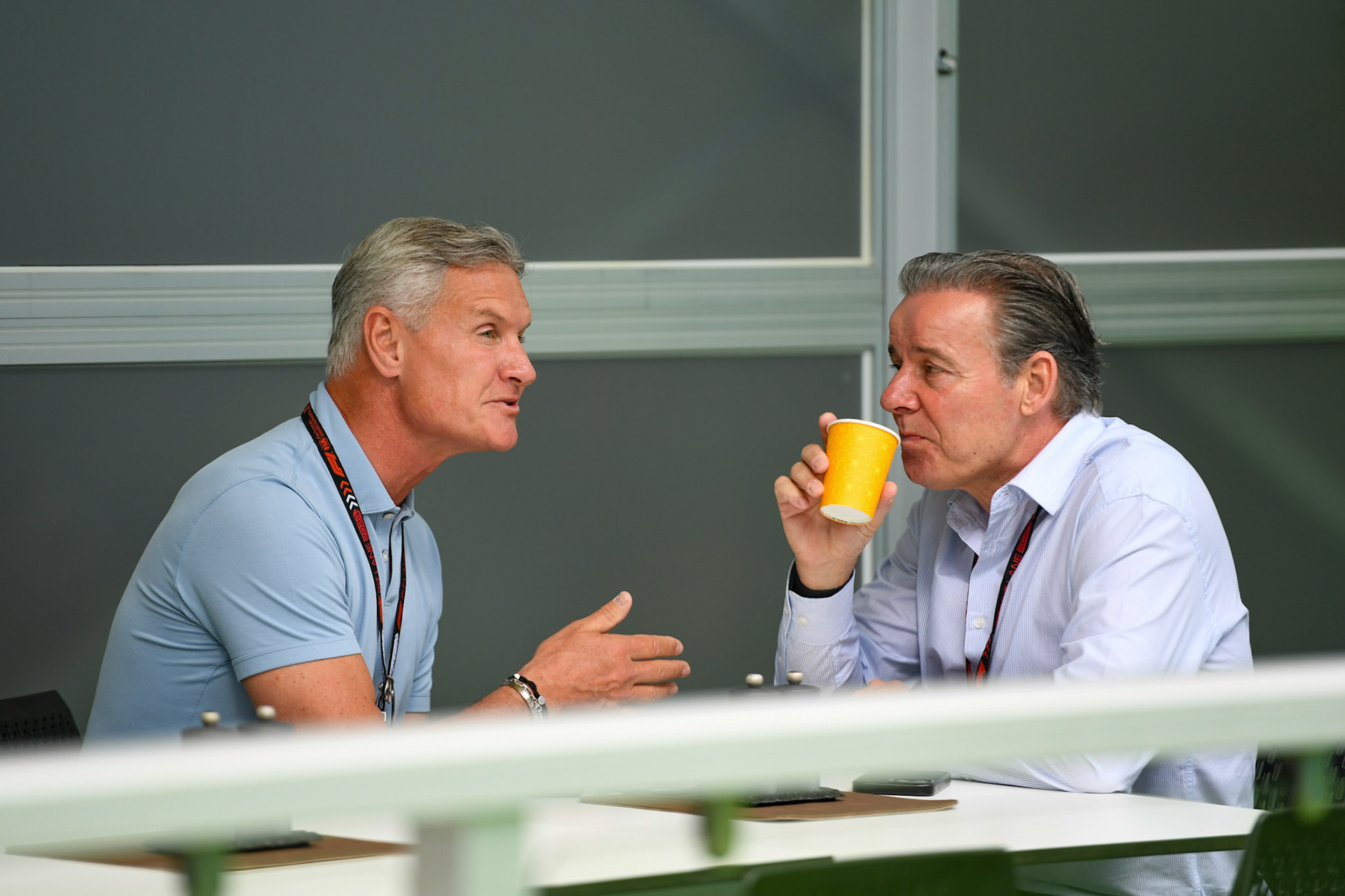 David Coulthard im Gespräch mit Raymond Vermeulen; Formel 1 GP Miami / USA. 04.05.2024