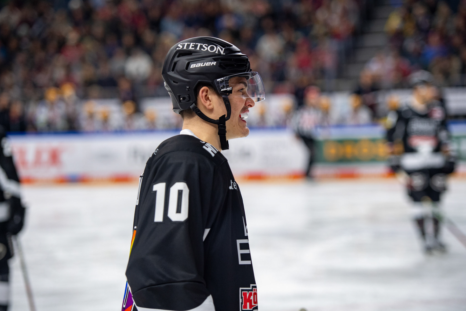 Justin Schuetz; DEL Kölner Haie - Bremerhaven Fischtown Pinguins, 01.11.2023