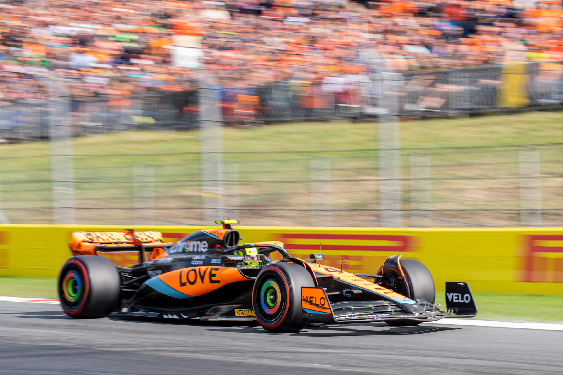 Lando Norris (GBR) McLaren F1 Team; Formel 1 GP Holland / Zandvoort. Samstag, 26.08.2023