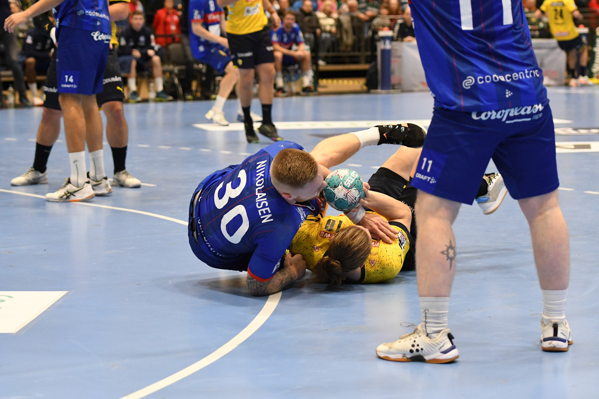 Tom Kare Nikolaisen #30; Handball Bundesliga; BHC 06 - Rhein Neckar Loewen 29.09.2022