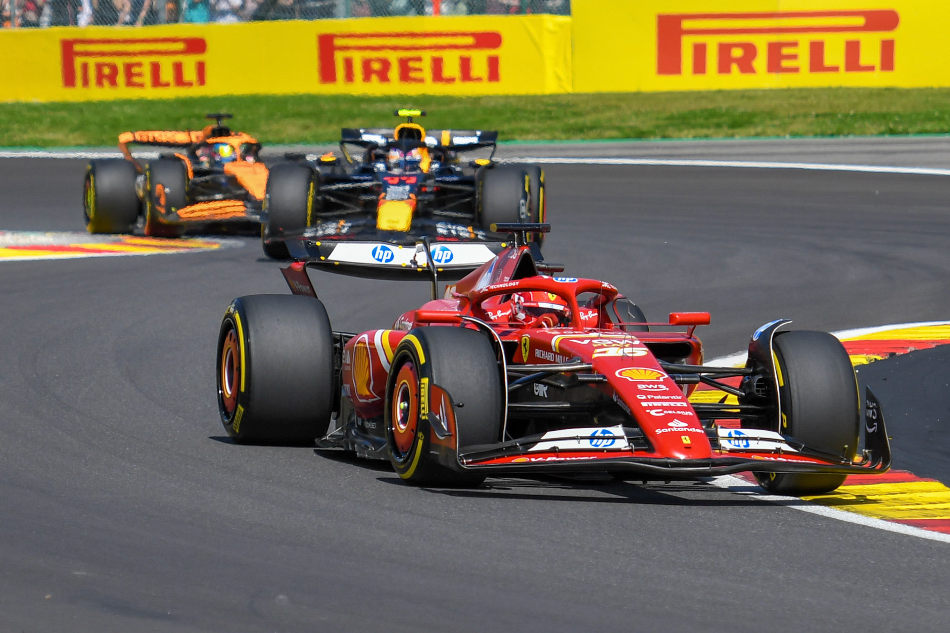 Charles Leclerc #16, Scuderia Ferrari und Sergio Perez #11, Oracle Red Bull Racing;Formel 1 GP Spa / Belgien. Sonntag, 28.07.2024