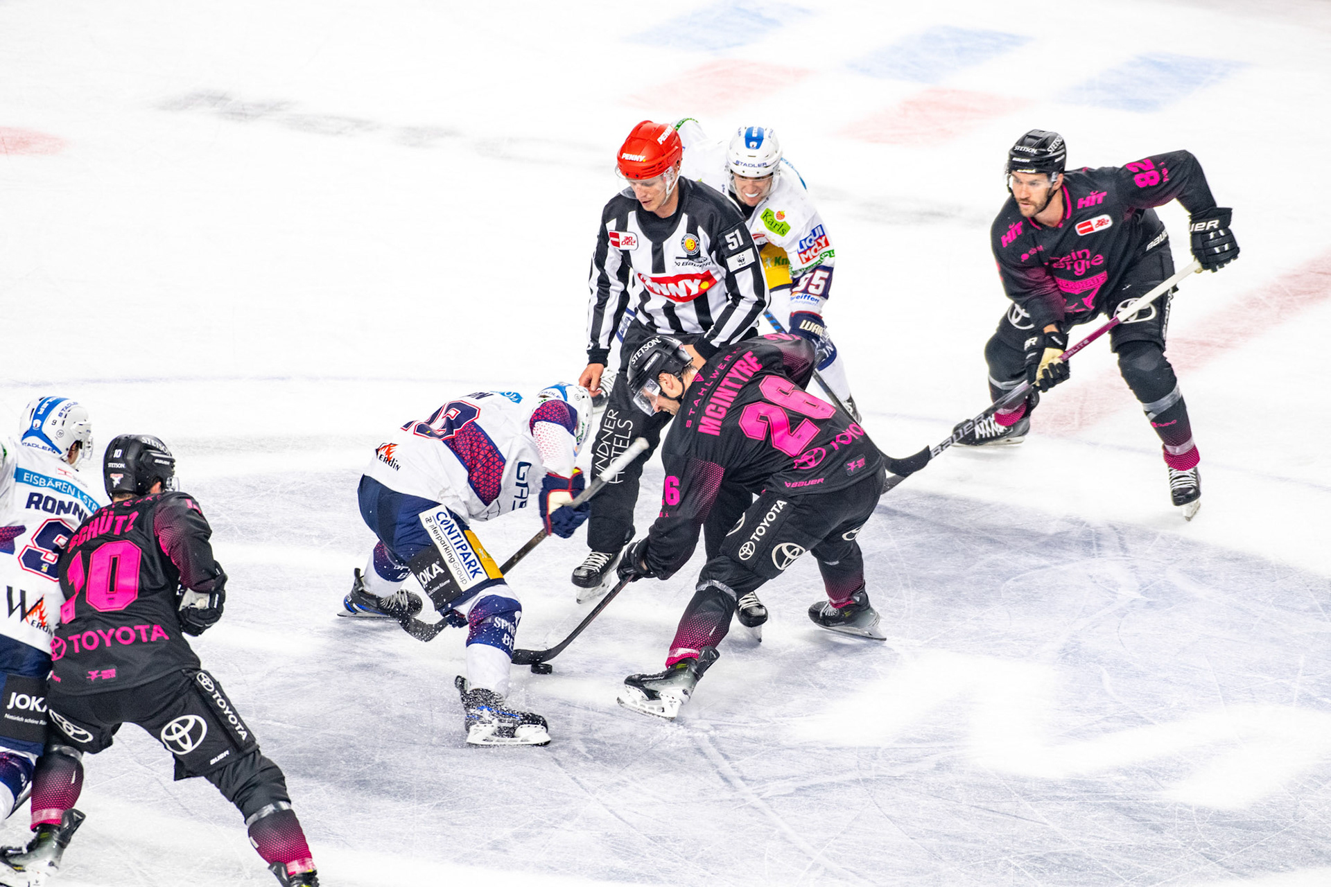 David Mcintyre; DEL Kölner Haie - Eisbaeren Berlin, 06.10.2023