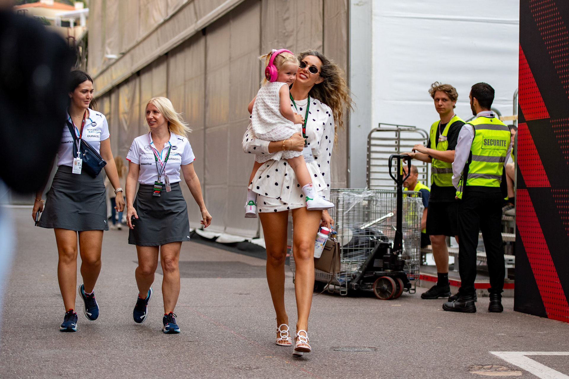Egle Ruskyte Hülkenberg und Noemi Sky; Formel1 GP Monaco Donnerstag, 23.05.2024
