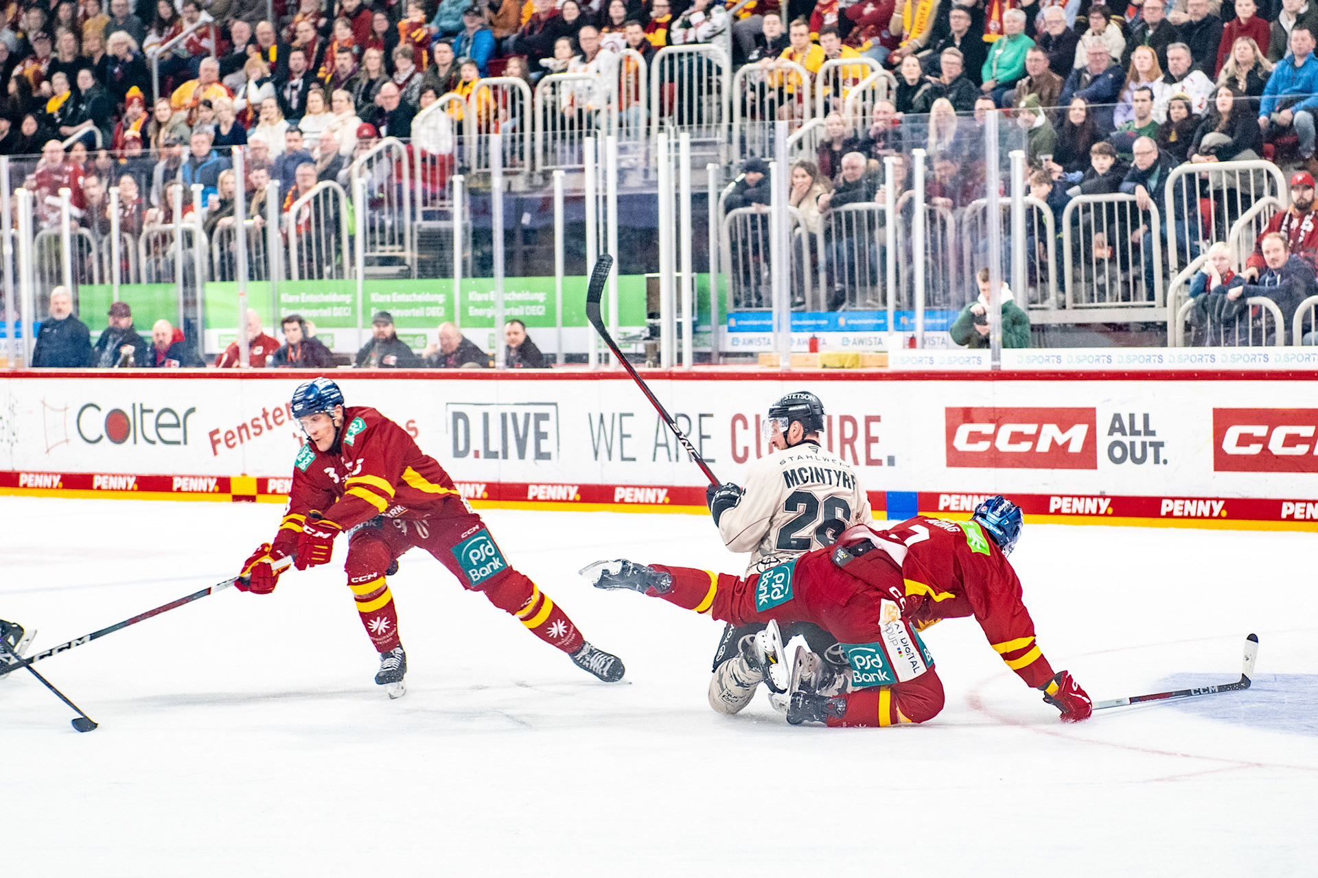 David Mcintyre, Sinan Akdag, Alec Mccrea; DEL Düsseldorfer EG - Kölner Haie, 25.02.2024