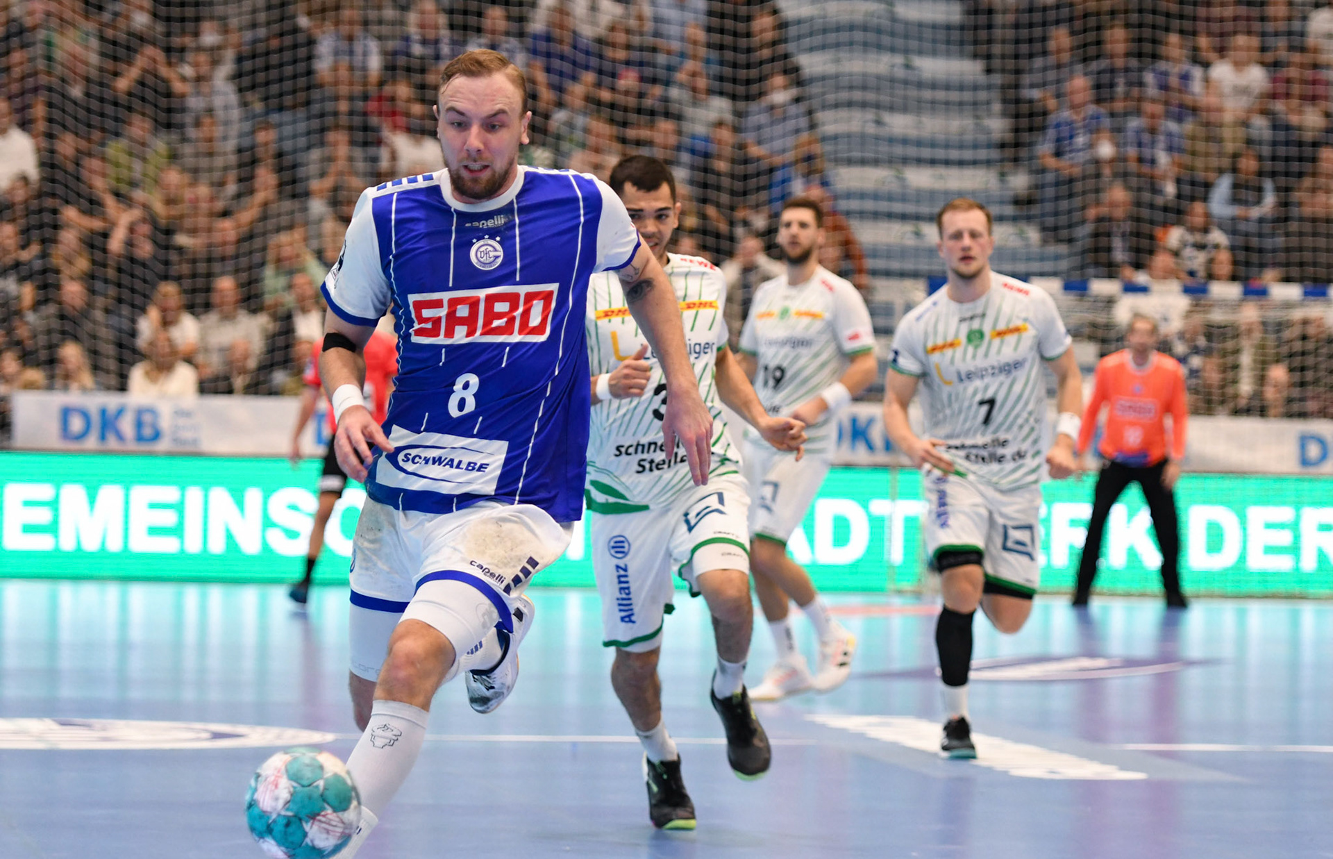 Lukas Blohme #8; Handball Bundesliga; VfL Gummersbach - SCDHFK Leipzig 09.10.2022