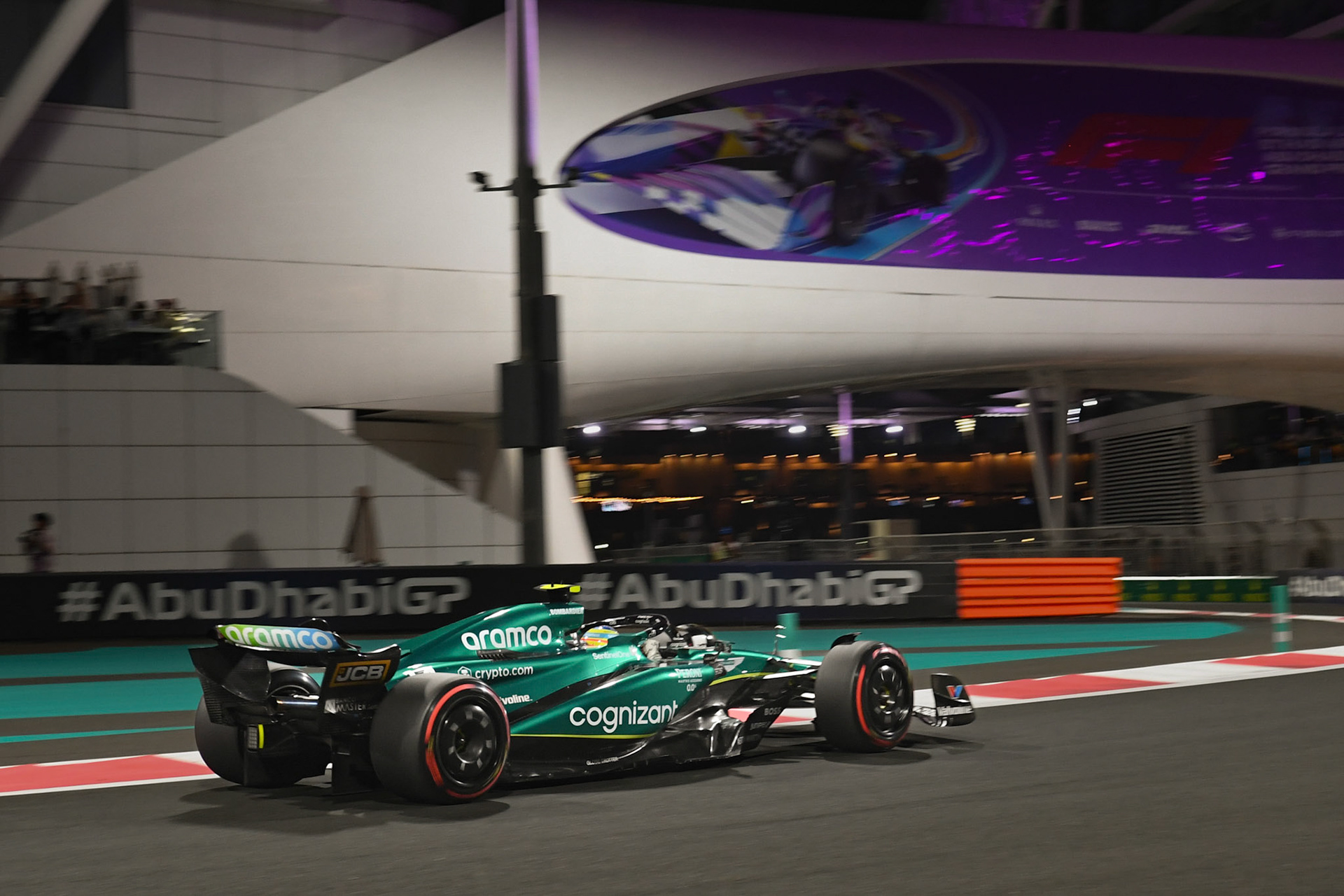 Fernando Alonso (ESP) Aston Martin Formula One Team; Formel 1 GP Abu Dhabi. Samstag 25.11.2023