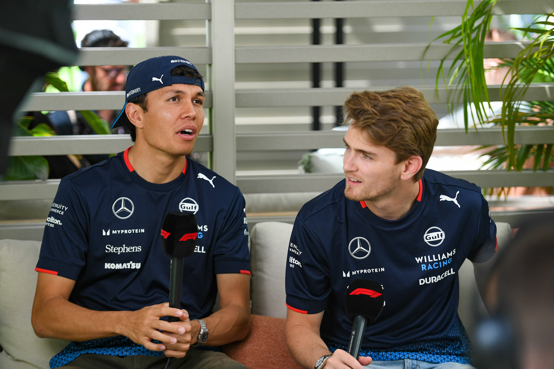 Alexander Albon #23, Williams Racing, Logan Sargeant #2, Williams Racing; Formel 1 GP Miami / USA. 04.05.2024