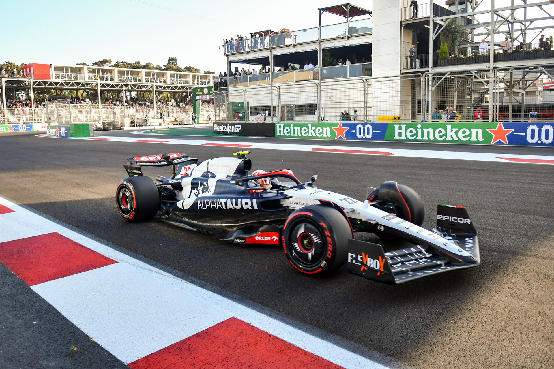 Yuki Tsunoda (JPN) Scuderia Alpha Tauri; Formel 1 GP Baku Azerbaijan. Freitag 28.04.2023