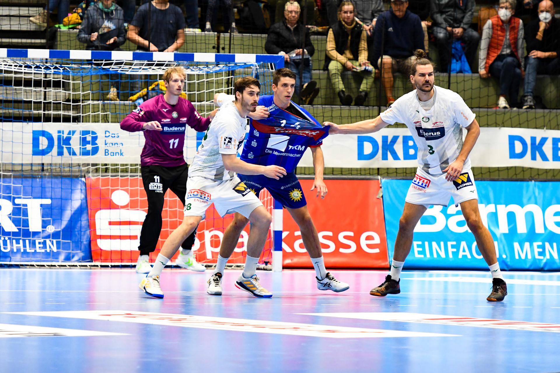 Erik Schmidt #8; Handball Bundesliga; BHC 06 - HSG Wetzlar 06.11.2022