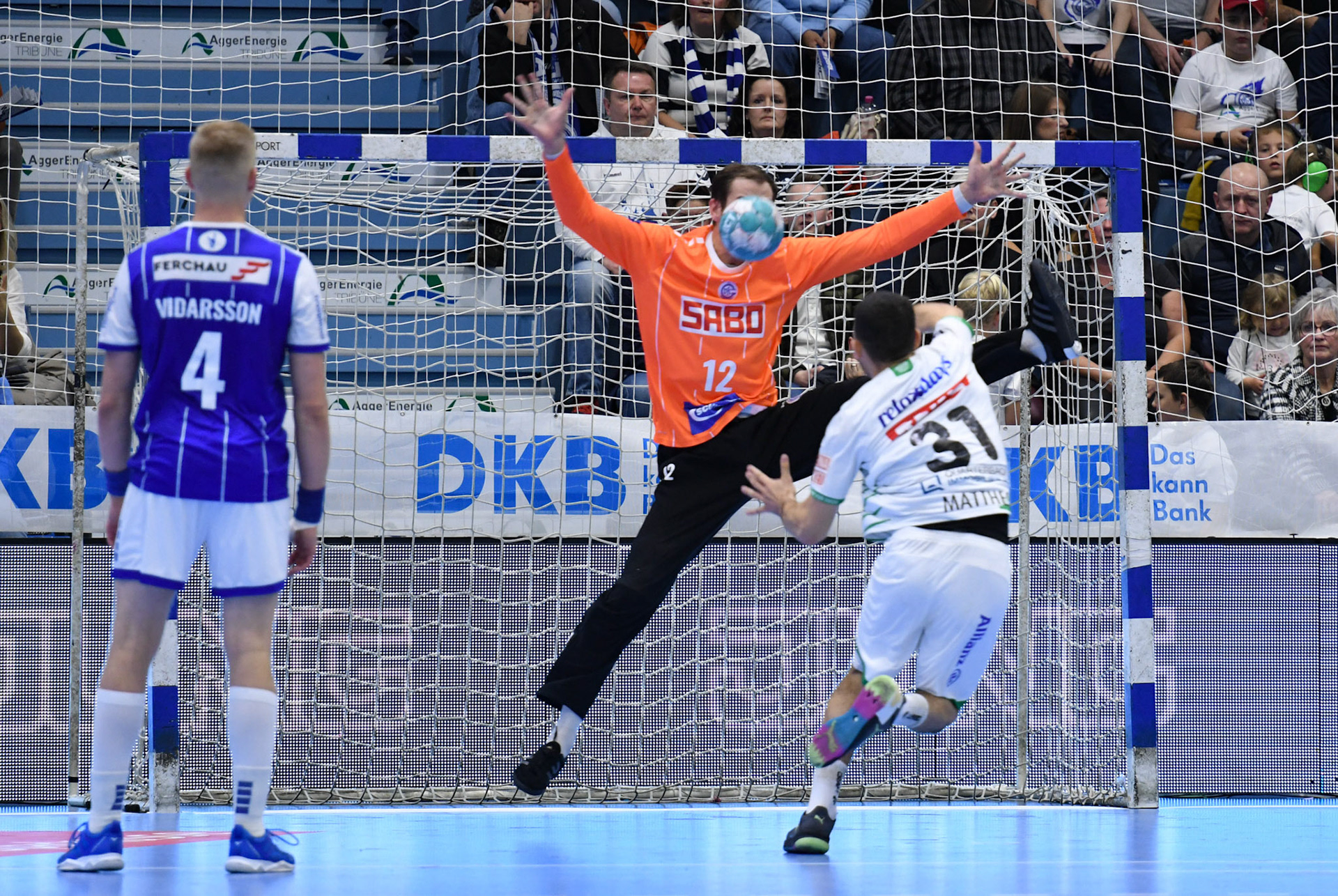 Fabian Norsten #12; Handball Bundesliga; VfL Gummersbach - SCDHFK Leipzig 09.10.2022