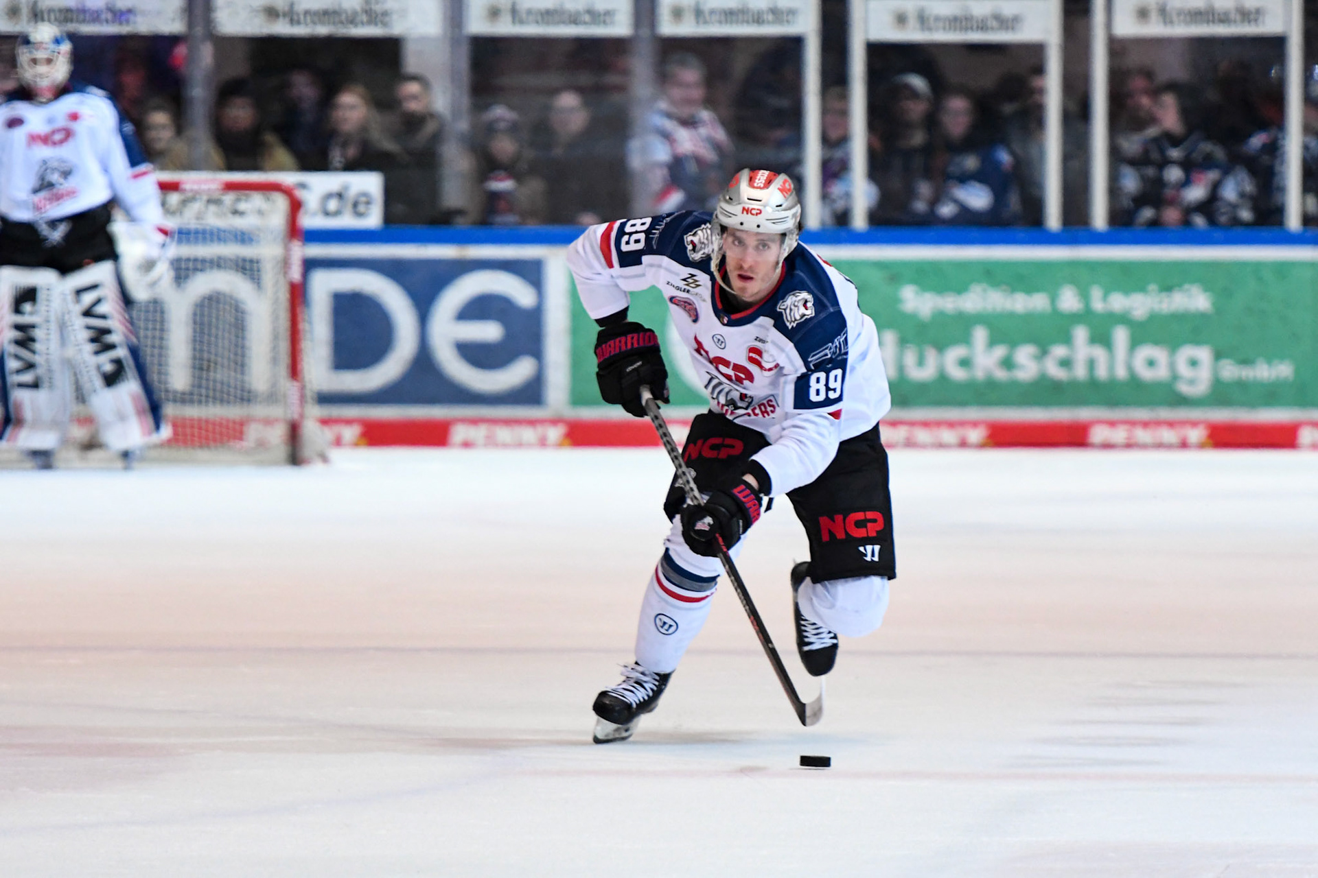 Gregor Macleod 89; DEL Iserlohn Roosters - Nuernberg Ice Tigers 17.02.2023