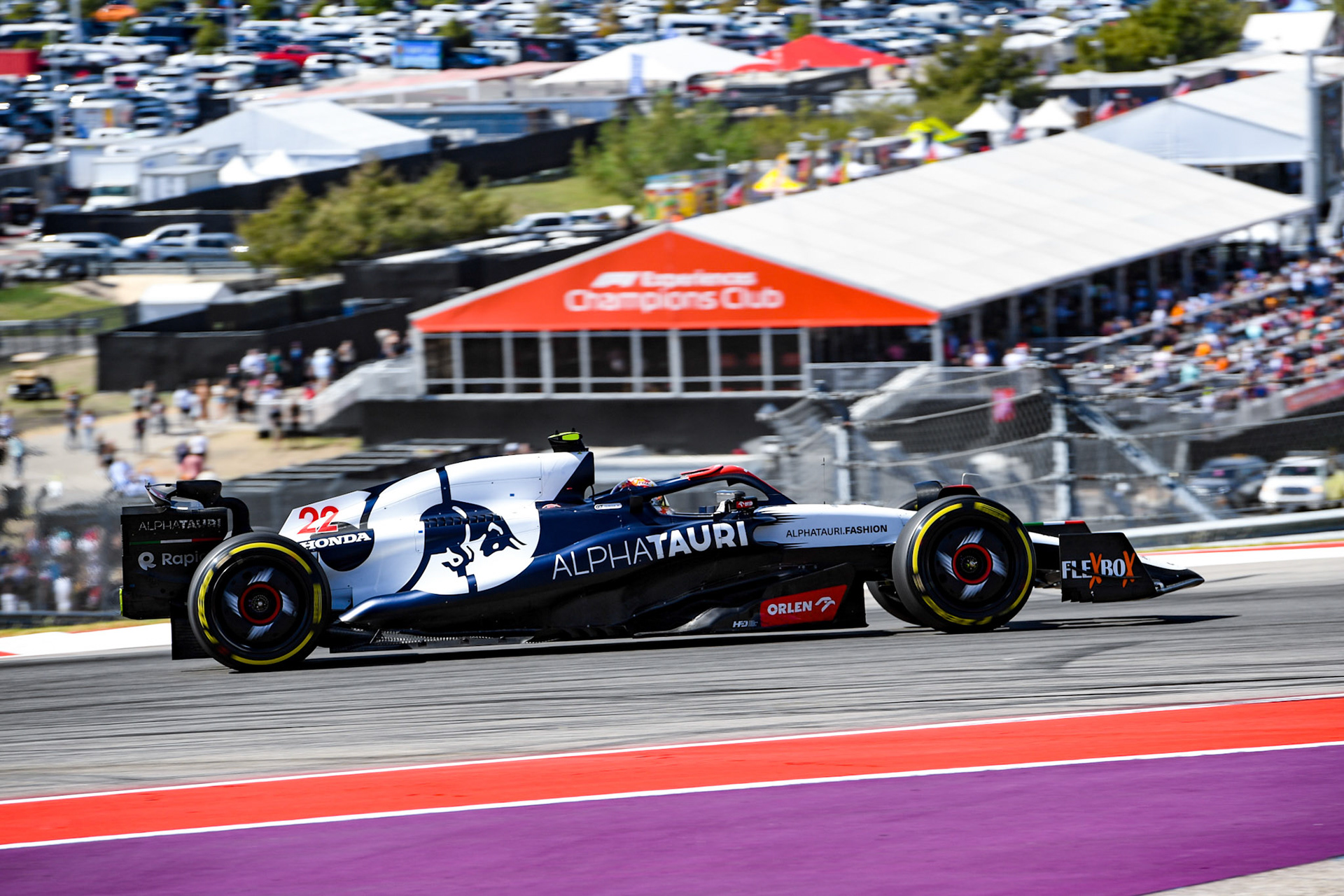 Yuki Tsunoda (JPN) Scuderia Alpha Tauri;Formel 1 GP USA Austin Texas. Sonntag 22.10.2023