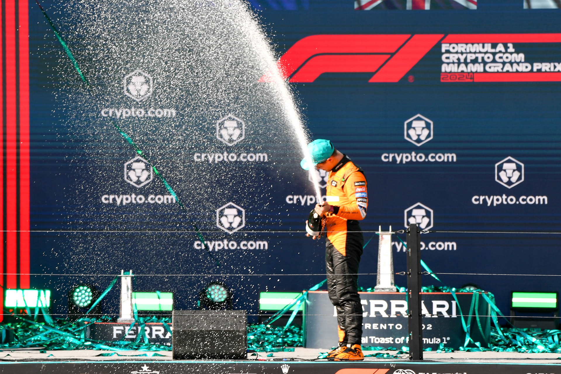 Lando Norris #4, McLaren Formula 1 Team auf dem Podium; Formel 1 GP Miami / USA. 05.05.2024