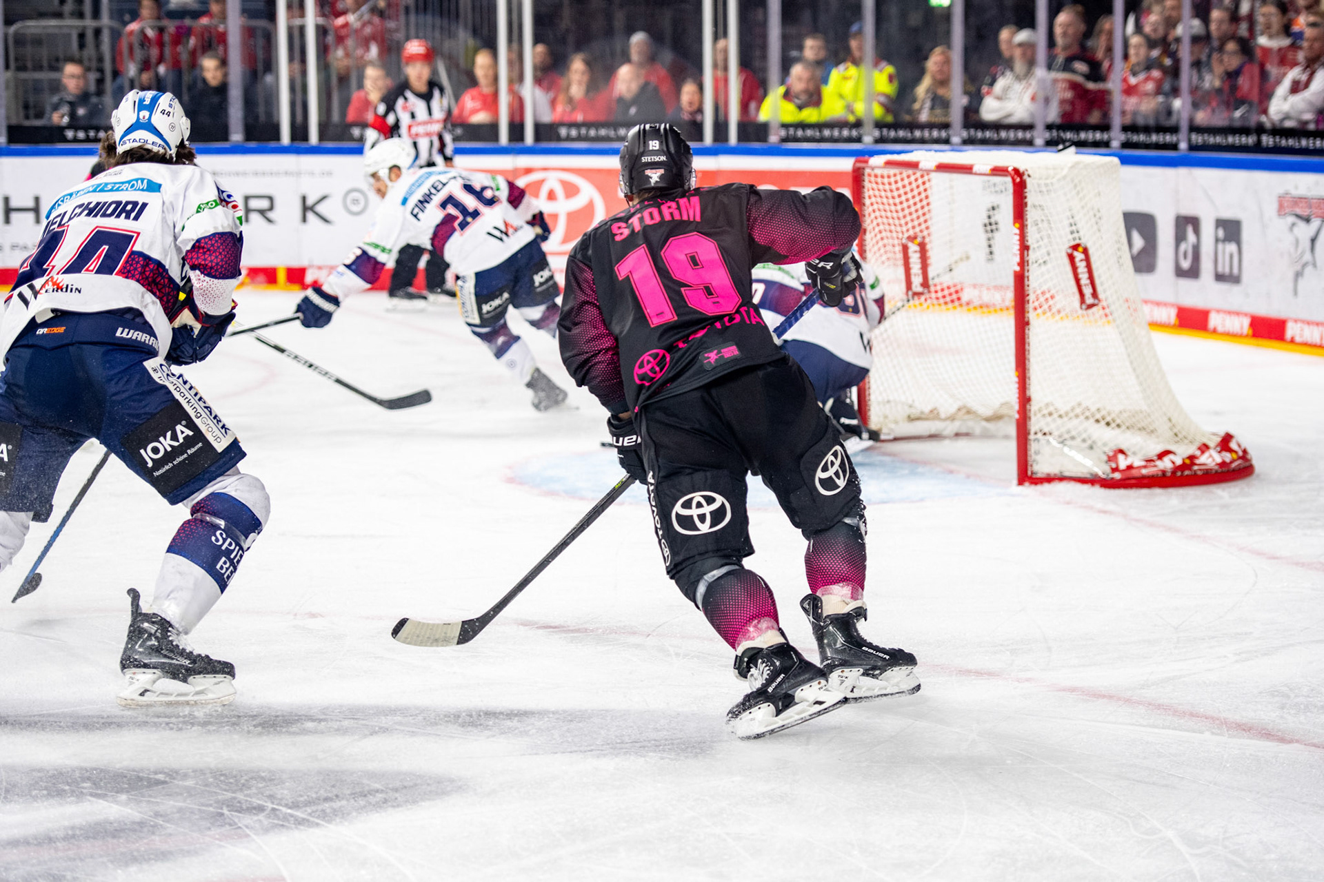 Frederik Storm; DEL Kölner Haie - Eisbaeren Berlin, 06.10.2023