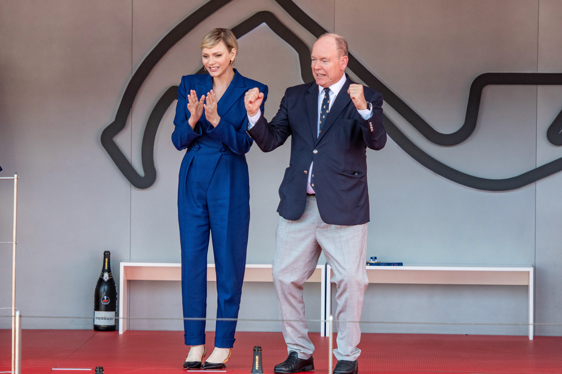 Fürst Albert II. von Monaco und Charlène von Monaco bejubeln den Sieg von Charles Leclerc; Formel1 GP Monaco Sonntag, 26.05.2024