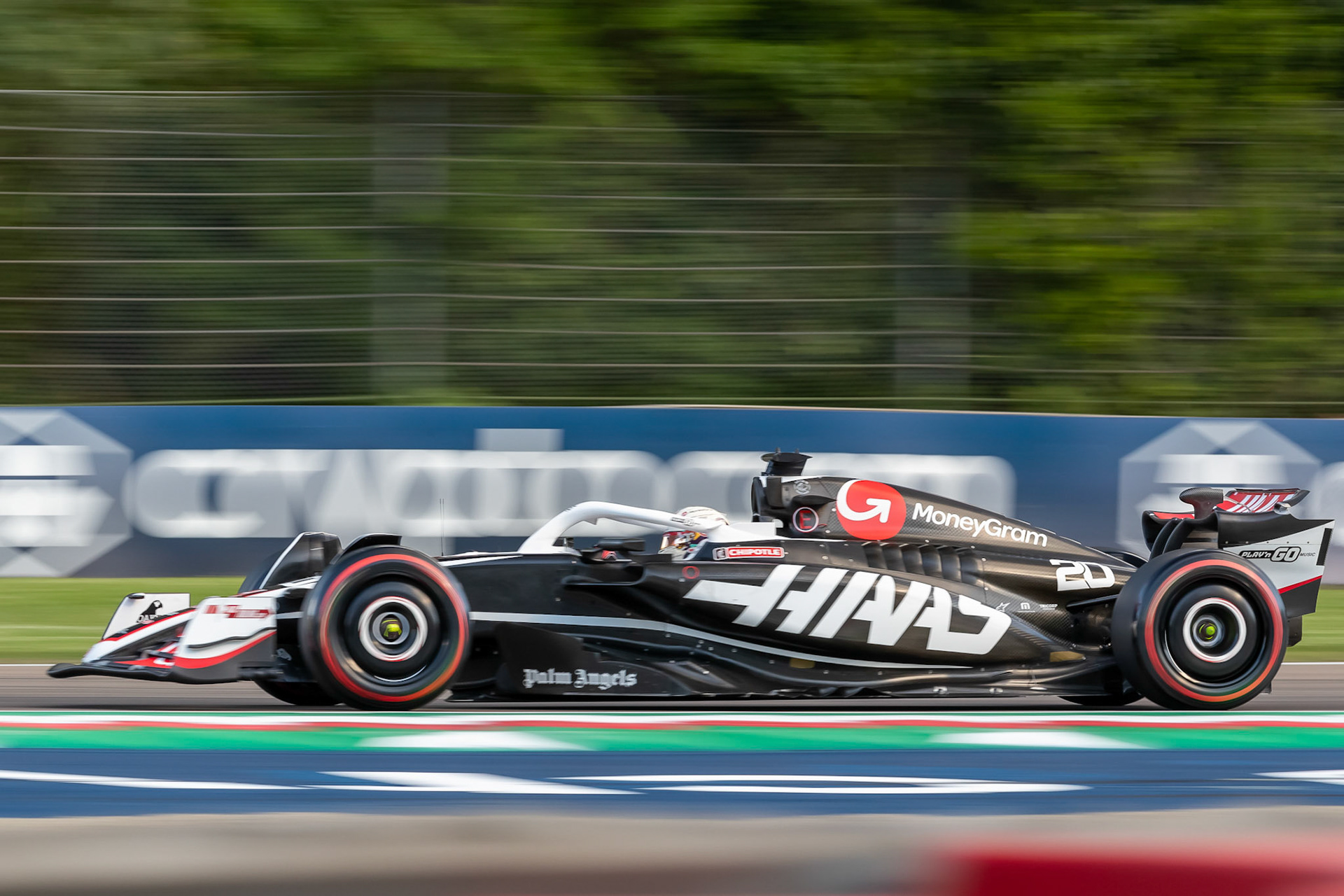 Kevin Magnussen #20, MoneyGram Haas F1 Team; F1 GP Imola / Italien Freitag, 17.05.2024