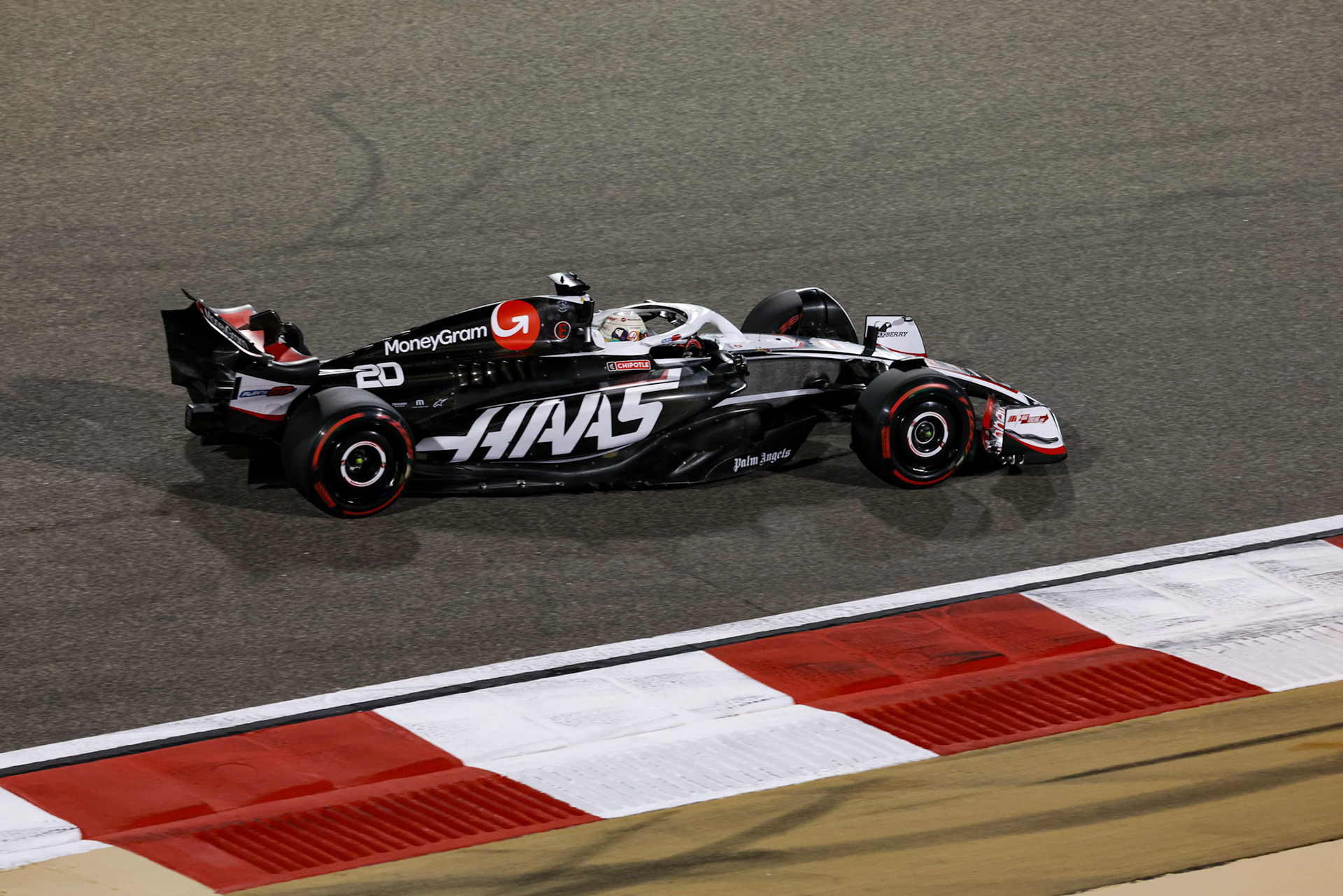 Kevin Magnussen #20, MoneyGram Haas F1 Team; Formel 1 GP Bahrain. Freitag 01.03.2024