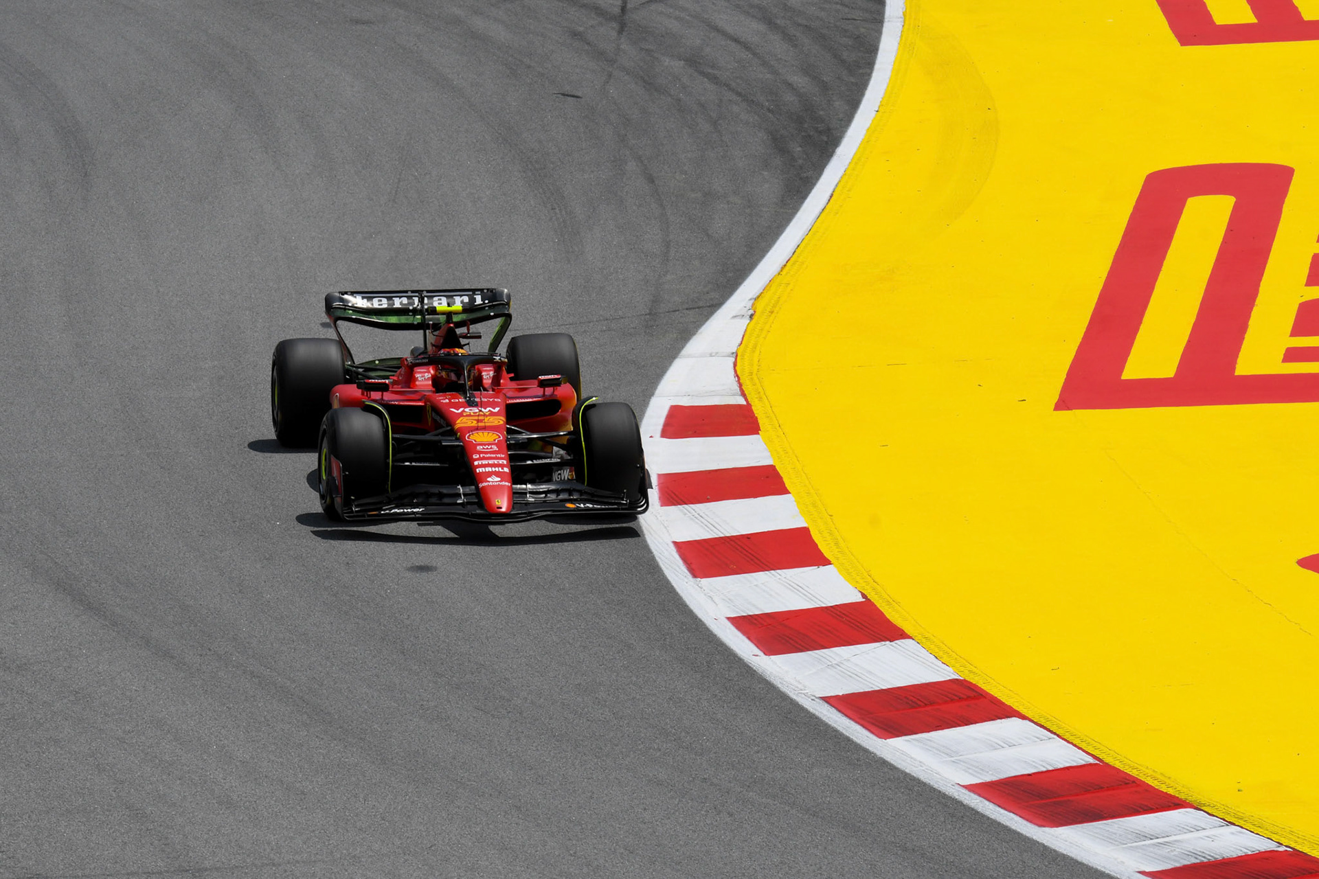 Carlos Sainz (ESP) Scuderia Ferrari; Formel 1 GP Barcelona. Freitag 02.06.2023
