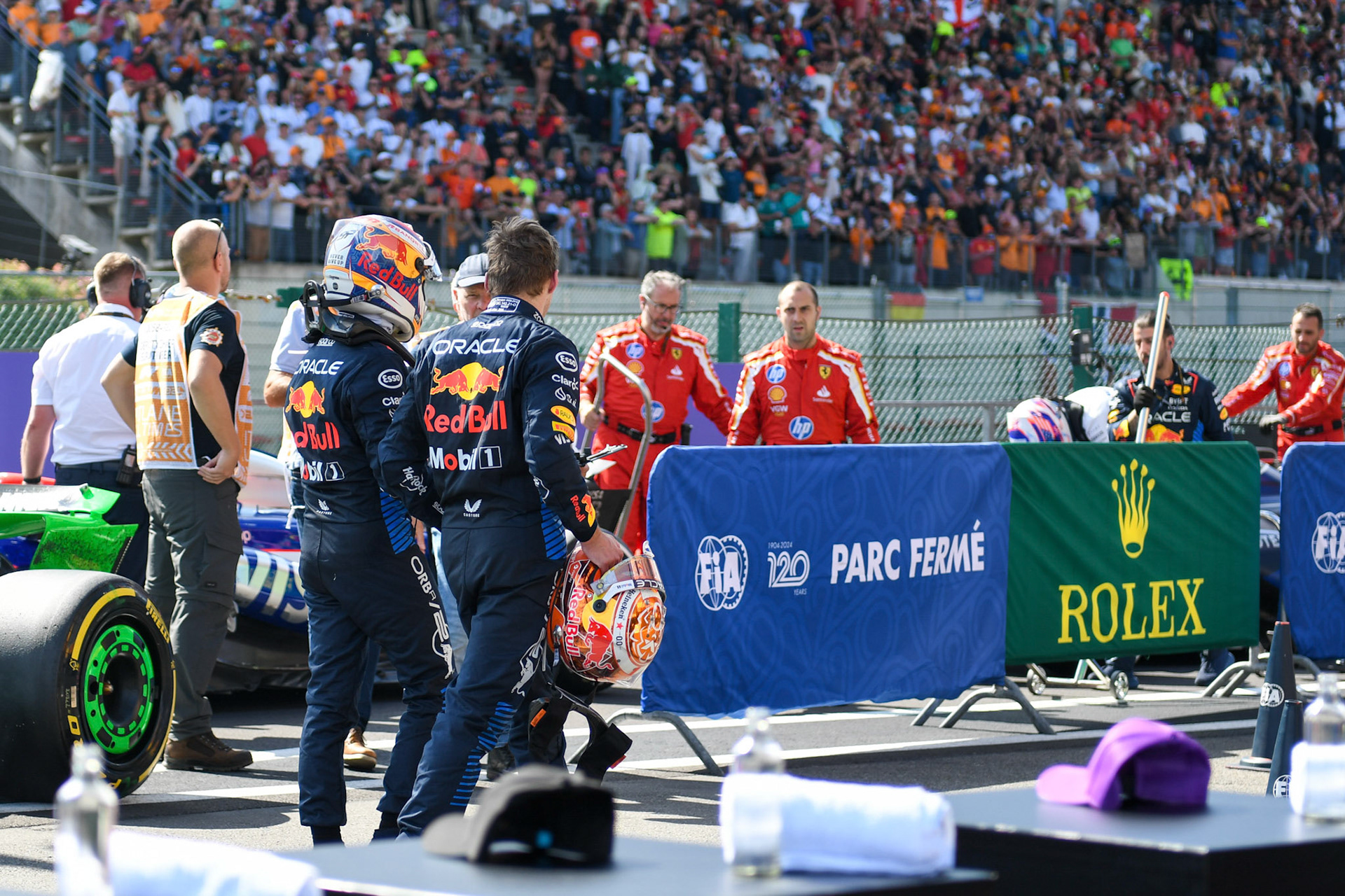 Max Verstappen #1, Oracle Red Bull Racing und Sergio Perez #11, Oracle Red Bull Racing;Formel 1 GP Spa / Belgien. Sonntag, 28.07.2024