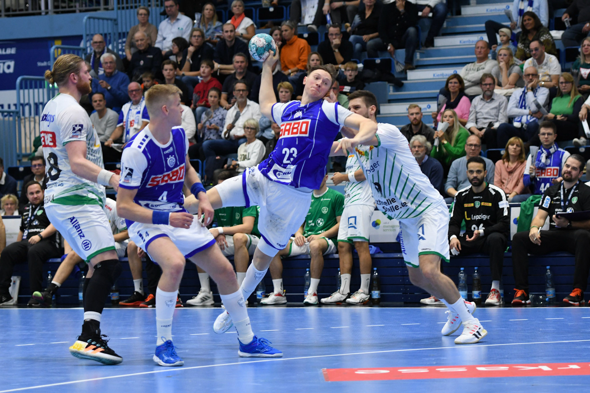 Ole Pregler #23; Handball Bundesliga; VfL Gummersbach - SCDHFK Leipzig 09.10.2022