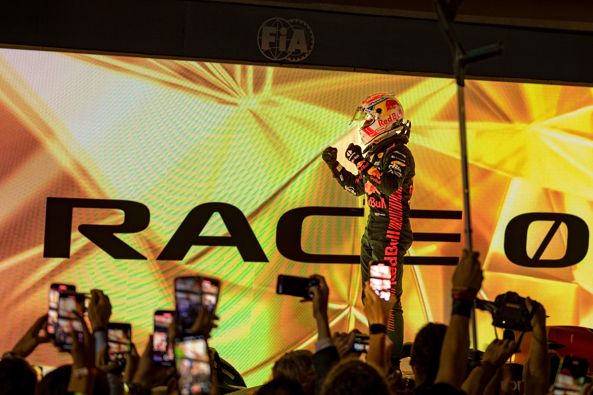 Max Verstappen (NED) Red Bull Racing, Race winner; Formel 1 GP Bahrain. Sonntag 05.03.2023