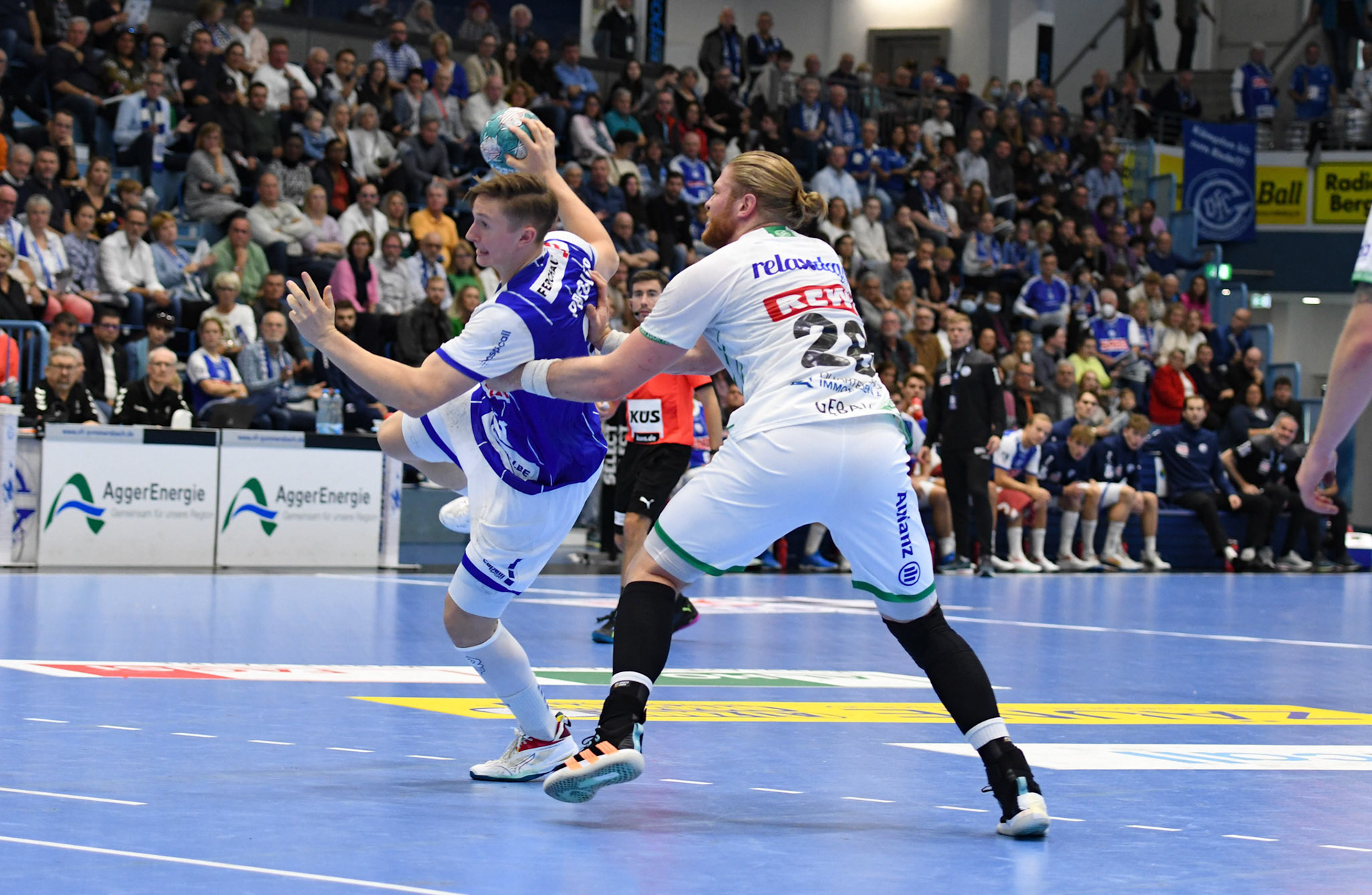 Ole Pregler #23; Handball Bundesliga; VfL Gummersbach - SCDHFK Leipzig 09.10.2022