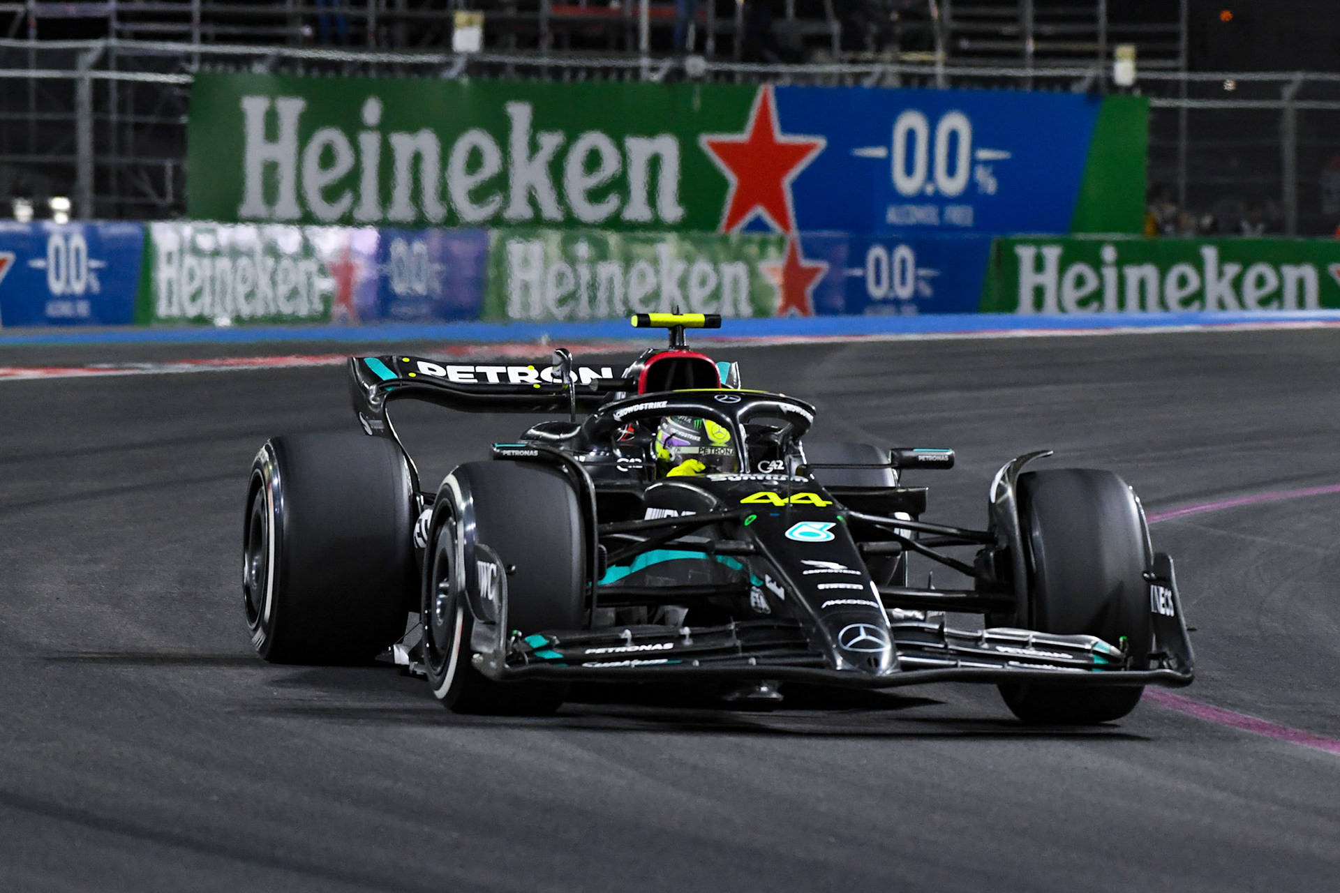 Lewis Hamilton (GBR) Mercedes AMG F1 Team; Formel 1 GP USA Las Vegas. Sonntag 19.11.2023