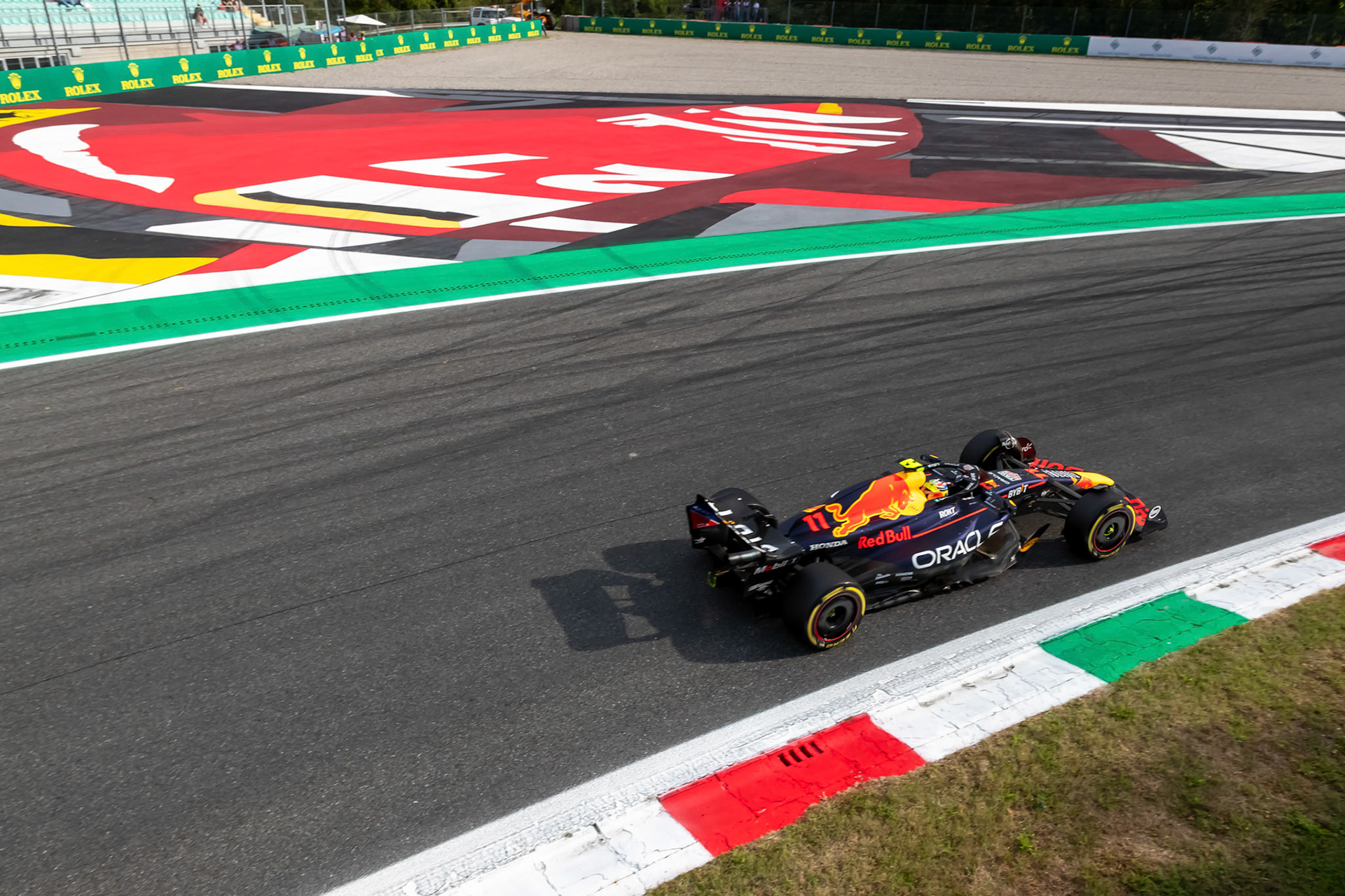 Sergio Perez (MEX) Red Bull Racing; Formel 1 GP Italien / Monza. Freitag, 01.09.2023