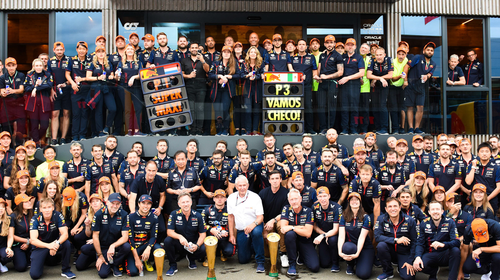 Red Bull Racing, Siegesfeier, Celebration; Formel 1 GP Austria / Österreich. Sonntag, 02.07.2023