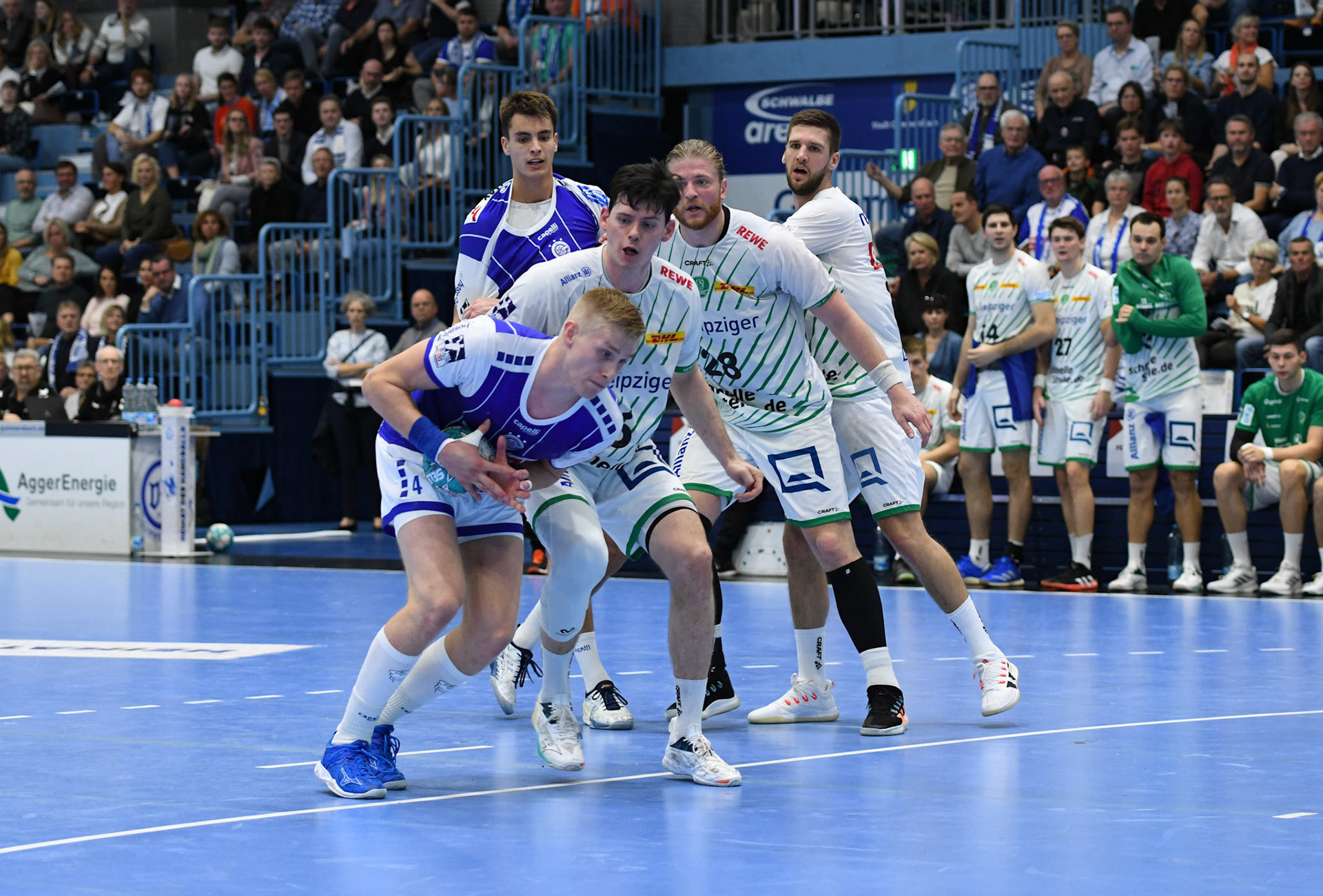 Ellidi Vidarsson #4; Handball Bundesliga; VfL Gummersbach - SCDHFK Leipzig 09.10.2022