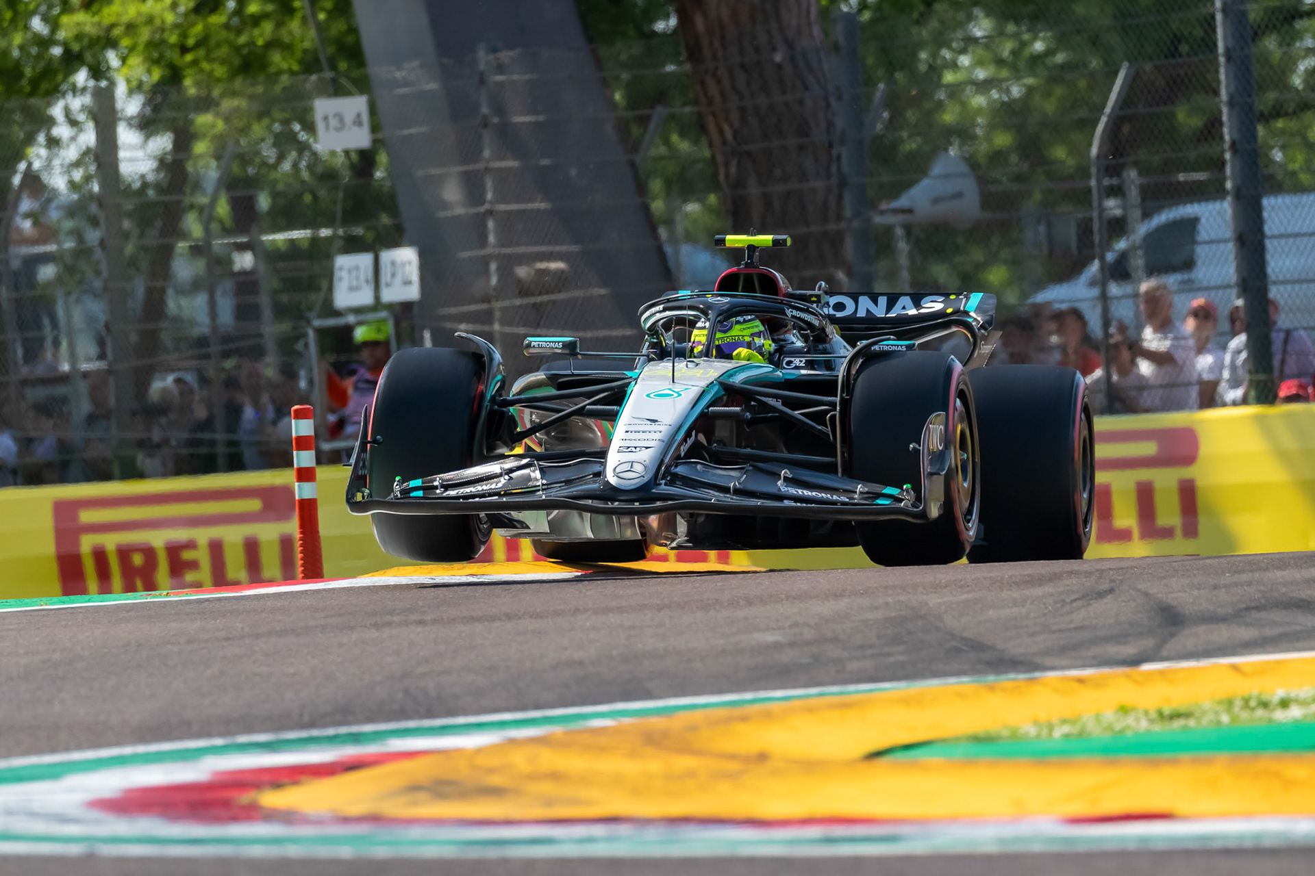 Lewis Hamilton #44, Mercedes-AMG Petronas F1 Team; F1 GP Imola / Italien Samstag, 18.05.2024