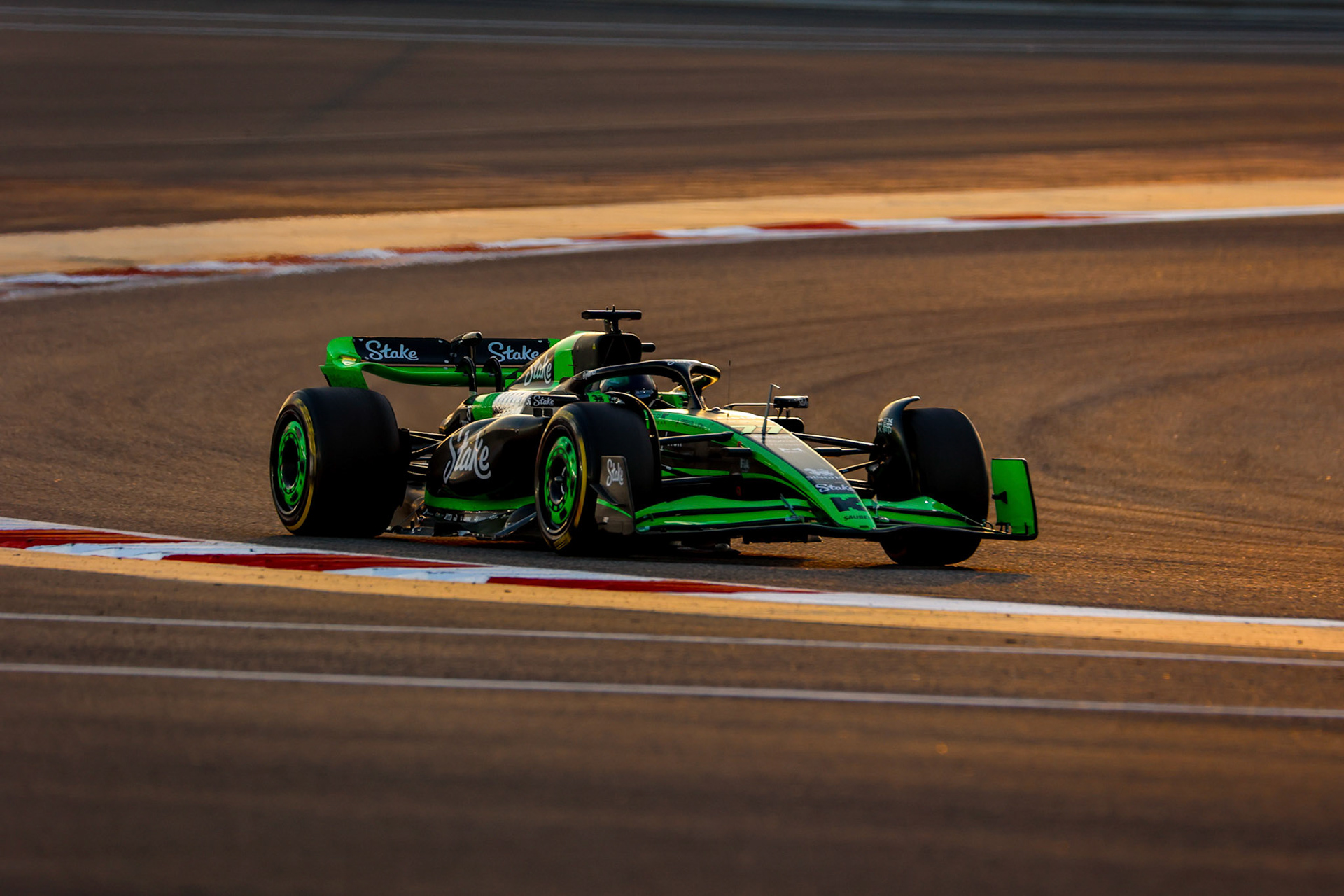 Valtteri Bottas #77, Stake F1 Team Kick Sauber; Formel 1 Pre-Season Tests Bahrain. Donnerstag, 22.02.2024