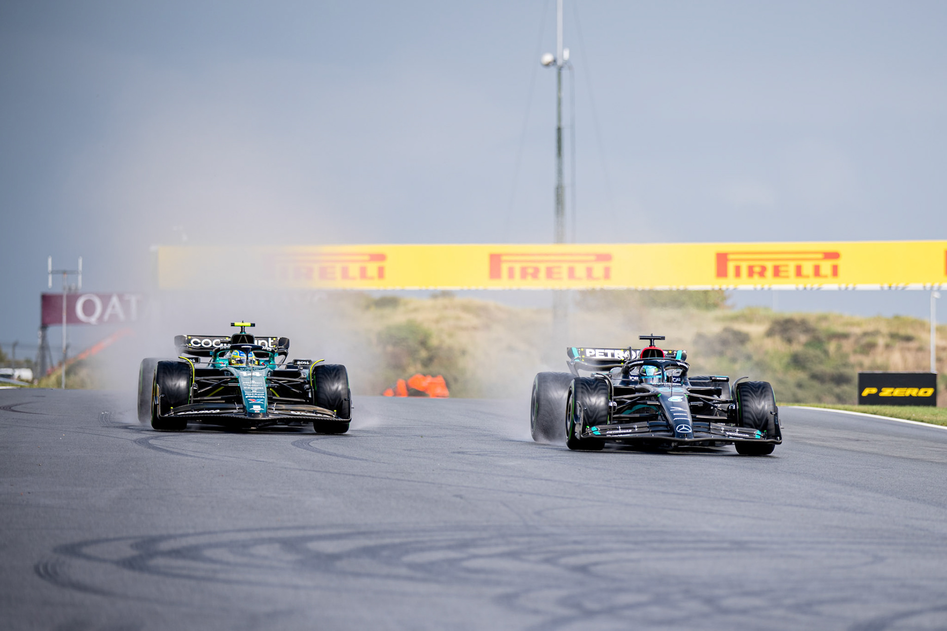 George Russell und Fernando Alonso; Formel 1 GP Holland / Zandvoort. Samstag, 26.08.2023