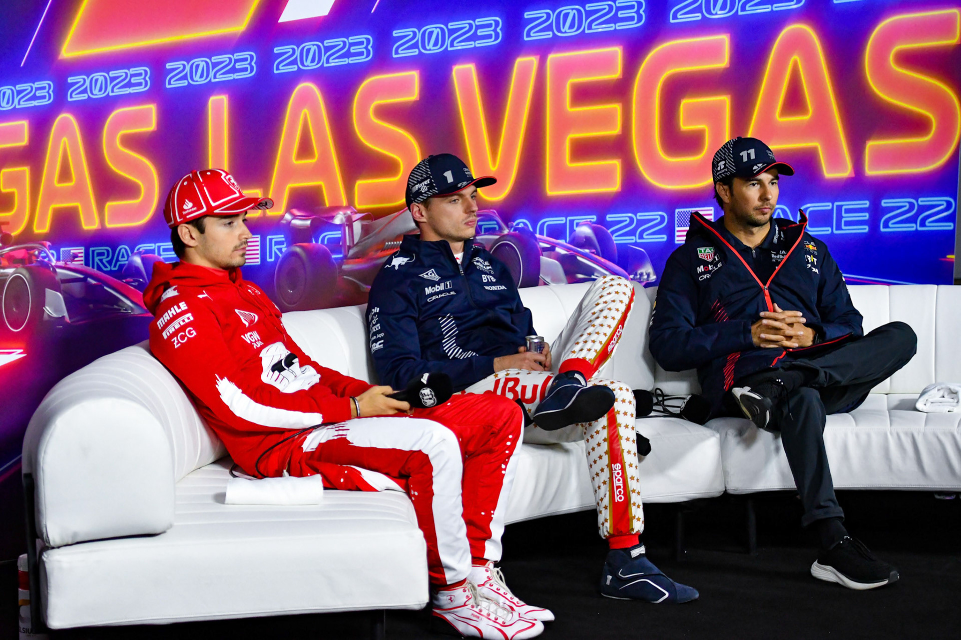 Max Verstappen, Sergio Perez und Charles Leclerc in der Pressekonferenz; Formel 1 GP USA Las Vegas. Sonntag 19.11.2023