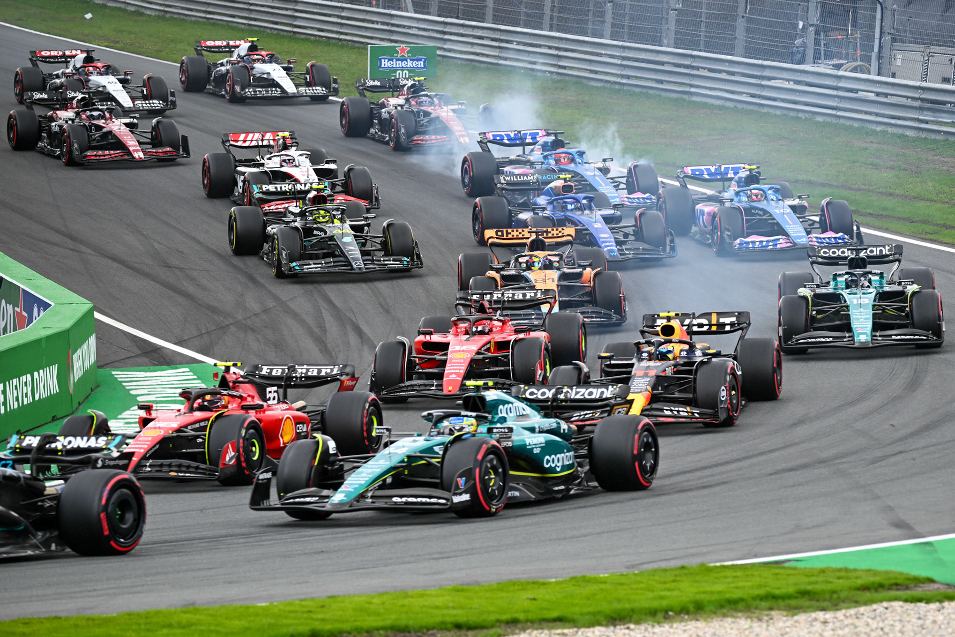 Rennstart; Formel 1 GP Holland / Zandvoort. Sonntag, 27.08.2023