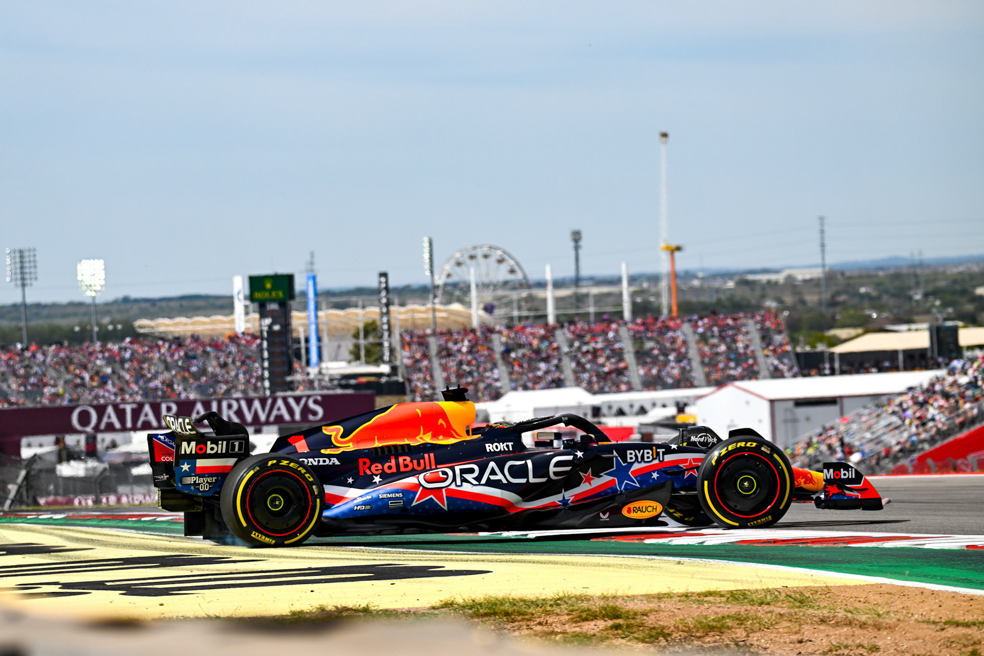 Max Verstappen´s 360 Grad Dreher im Sprint Shootout, (NED) Red Bull Racing;Formel 1 GP USA Austin Texas. Samstag 21.10.2023