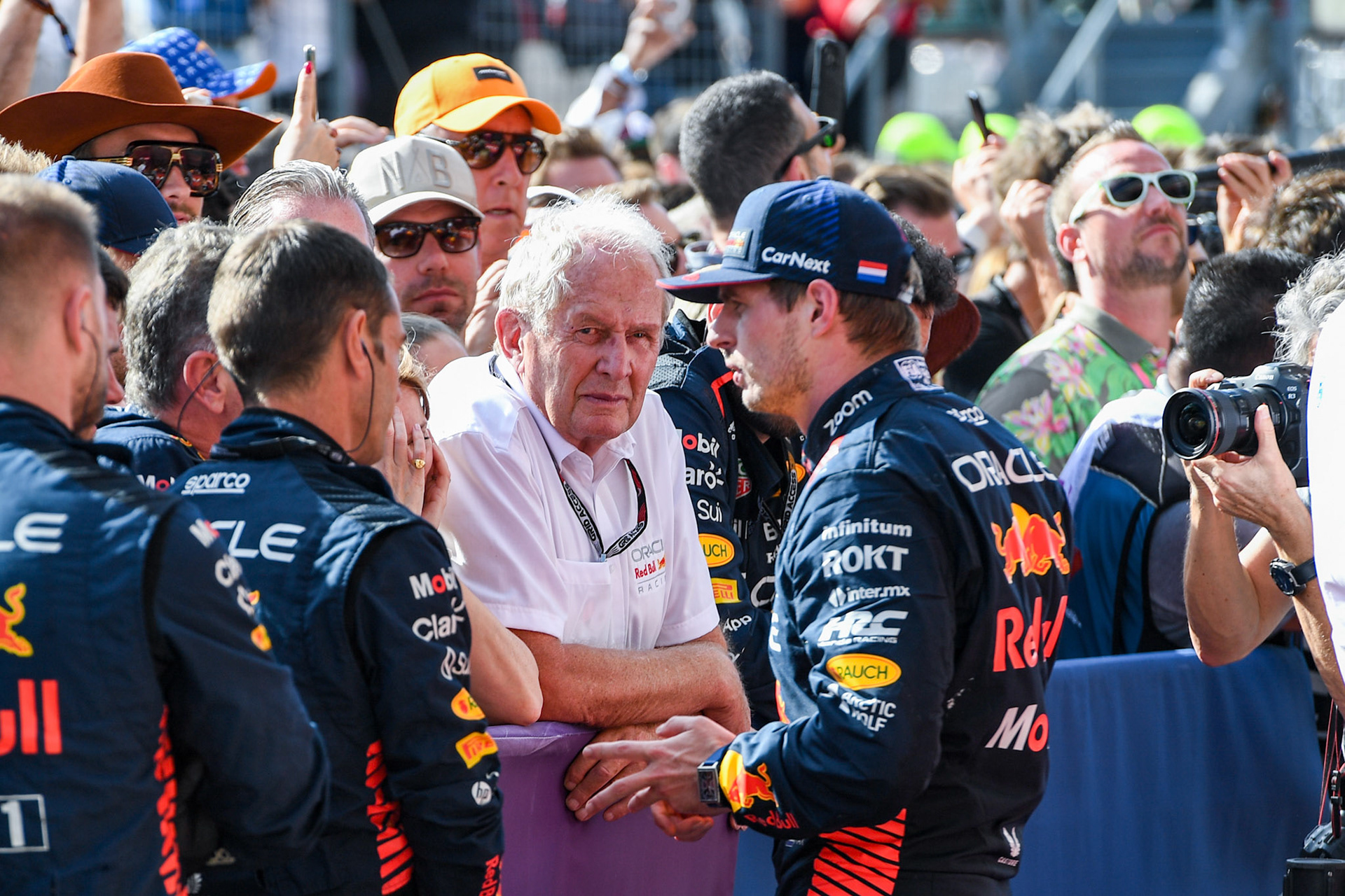 Max Verstappen (NED) UND Dr. Helmut Marko, Red Bull Racing;Formel 1 GP USA Austin Texas. Sonntag 22.10.2023
