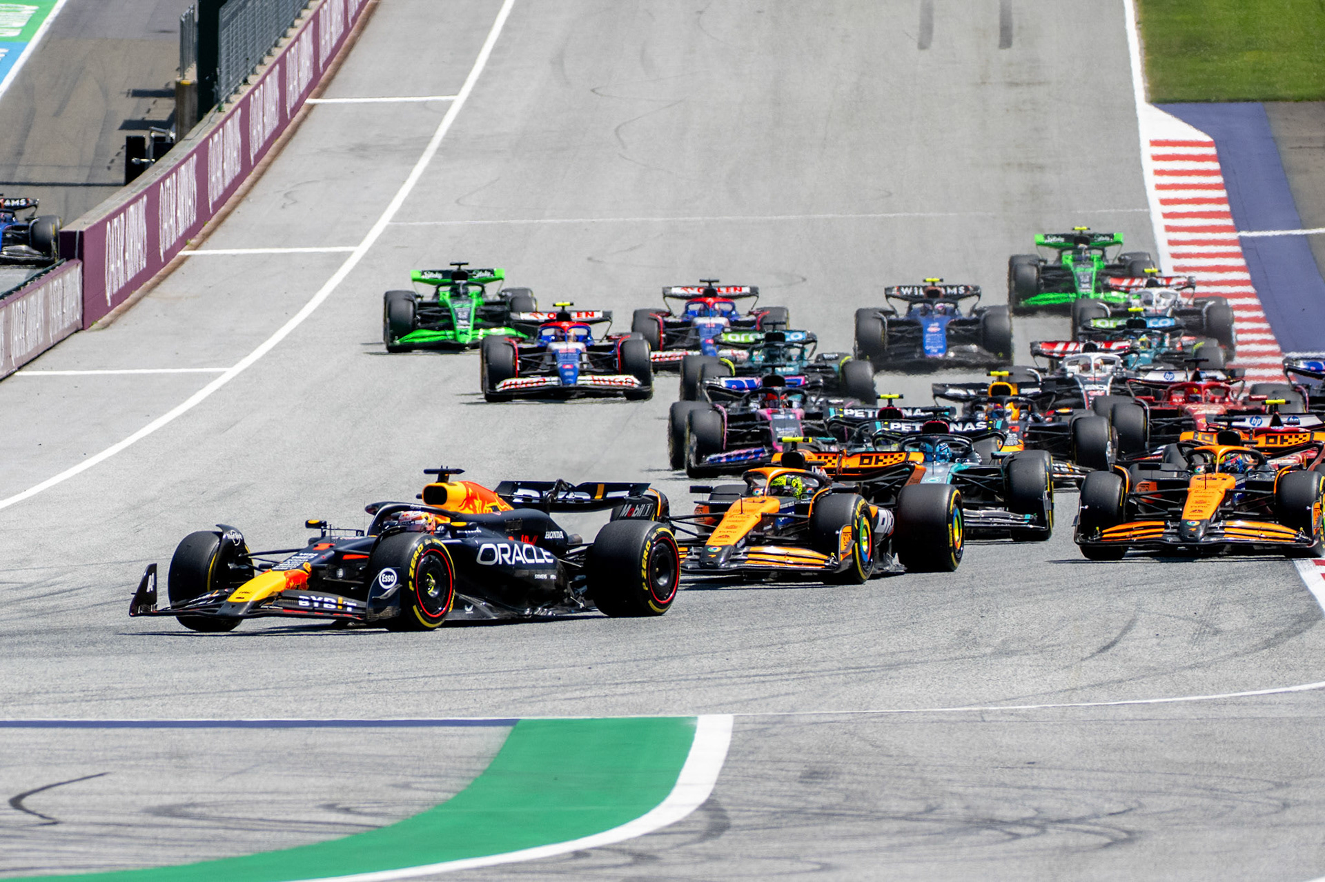 Rennstart zum Sprintrennen;Formel 1 GP Austria / Österreich. Samstag, 29.06.2024