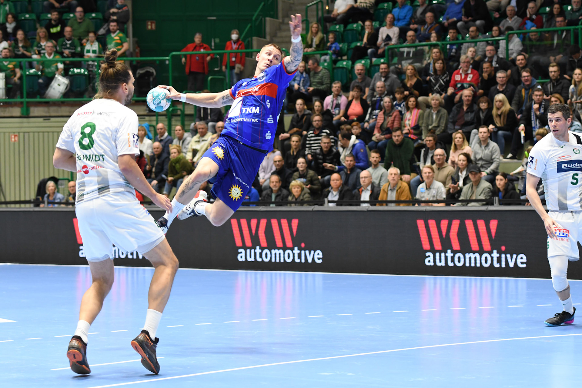 Linus Arnesson #24; Handball Bundesliga; BHC 06 - HSG Wetzlar 06.11.2022