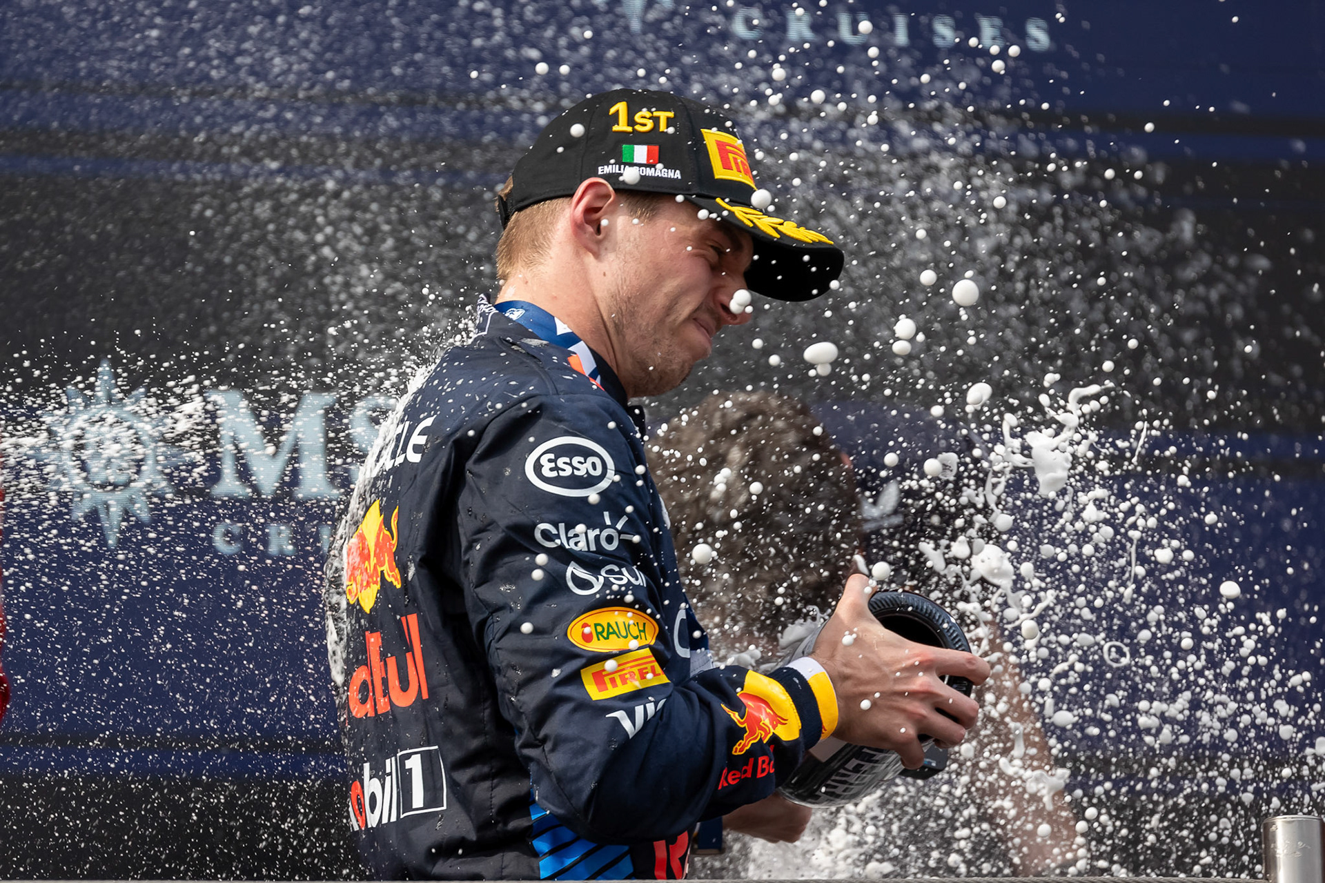 Max Verstappen #1, Oracle Red Bull Racing auf dem Podium.; F1 GP Imola / Italien Sonntag, 19.05.2024