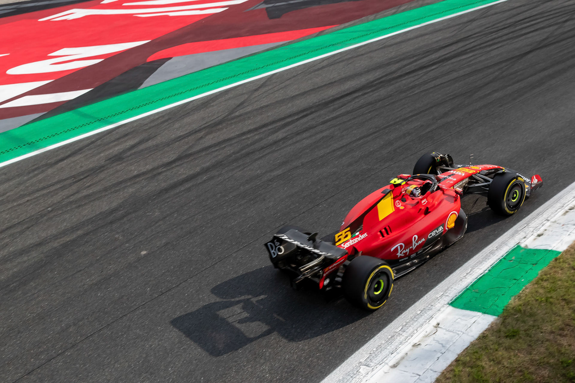Carlos Sainz (ESP) Scuderia Ferrari; Formel 1 GP Italien / Monza. Freitag, 01.09.2023