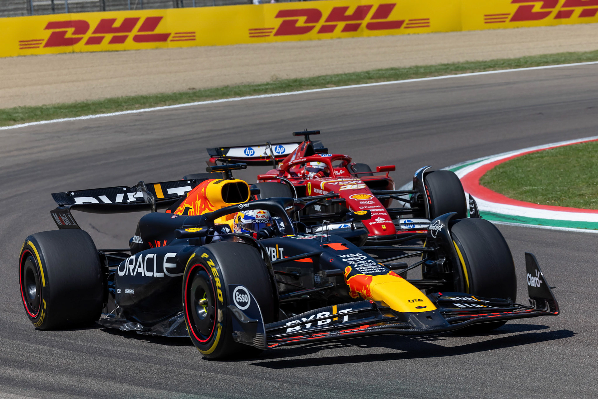 Max Verstappen #1, Oracle Red Bull Racing und Charles Leclerc #16, Scuderia Ferrari; F1 GP Imola / Italien Samstag, 18.05.2024