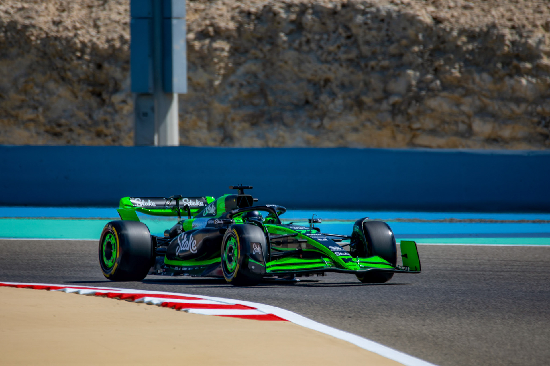 Valtteri Bottas #77, Stake F1 Team Kick Sauber; Formel 1 Pre-Season Tests Bahrain. Mittwoch, 21.02.2024