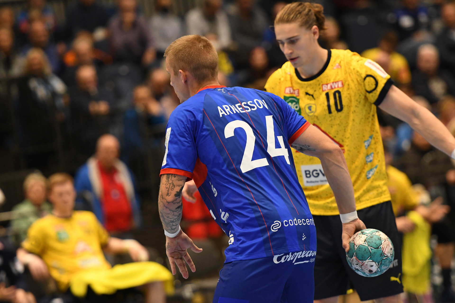 Linus Arnesson #24; Handball Bundesliga; BHC 06 - Rhein Neckar Loewen 29.09.2022
