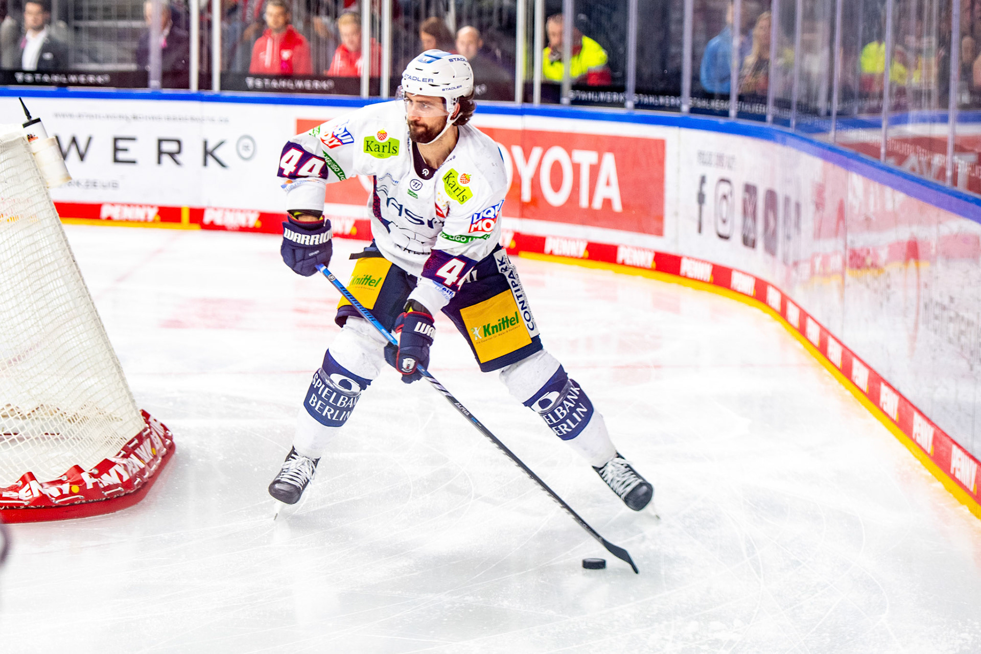 Julian Melchiori; DEL Kölner Haie - Eisbaeren Berlin, 06.10.2023