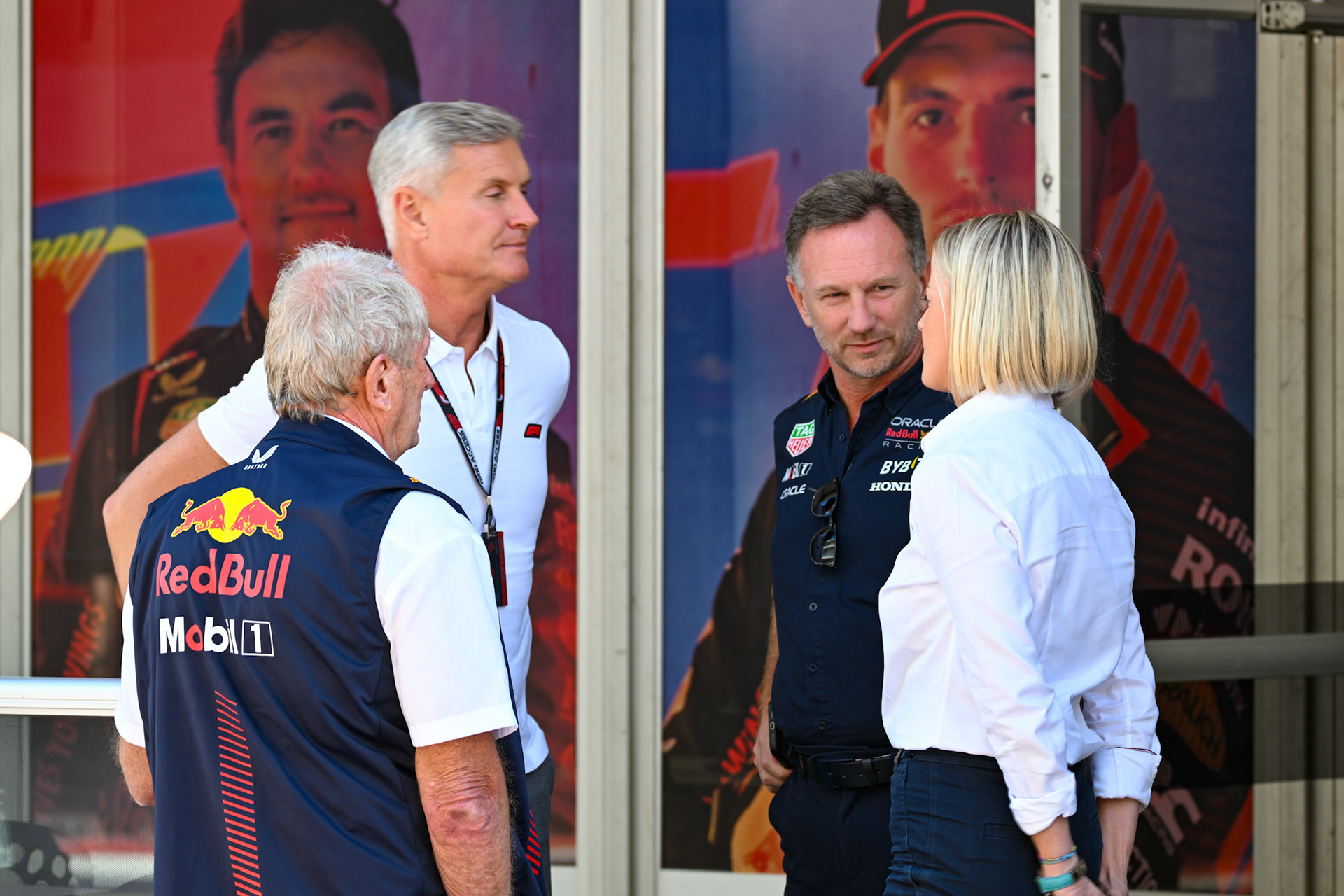 David Coulthard, Dr. Helmut Marko, Christian Horner und Susi Wolff im Gespraech; Formel 1 GP USA Austin Texas. Freitag 20.10.2023
